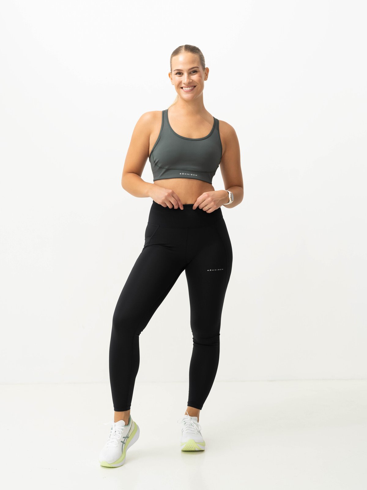 Röhnisch Flattering Sportsbra Dark Grey Melange