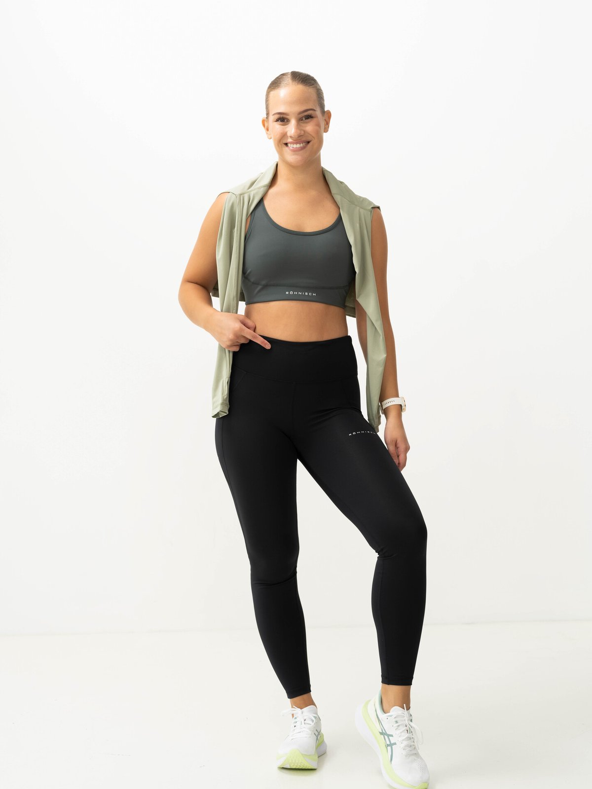 Röhnisch Flattering Sportsbra Dark Grey Melange