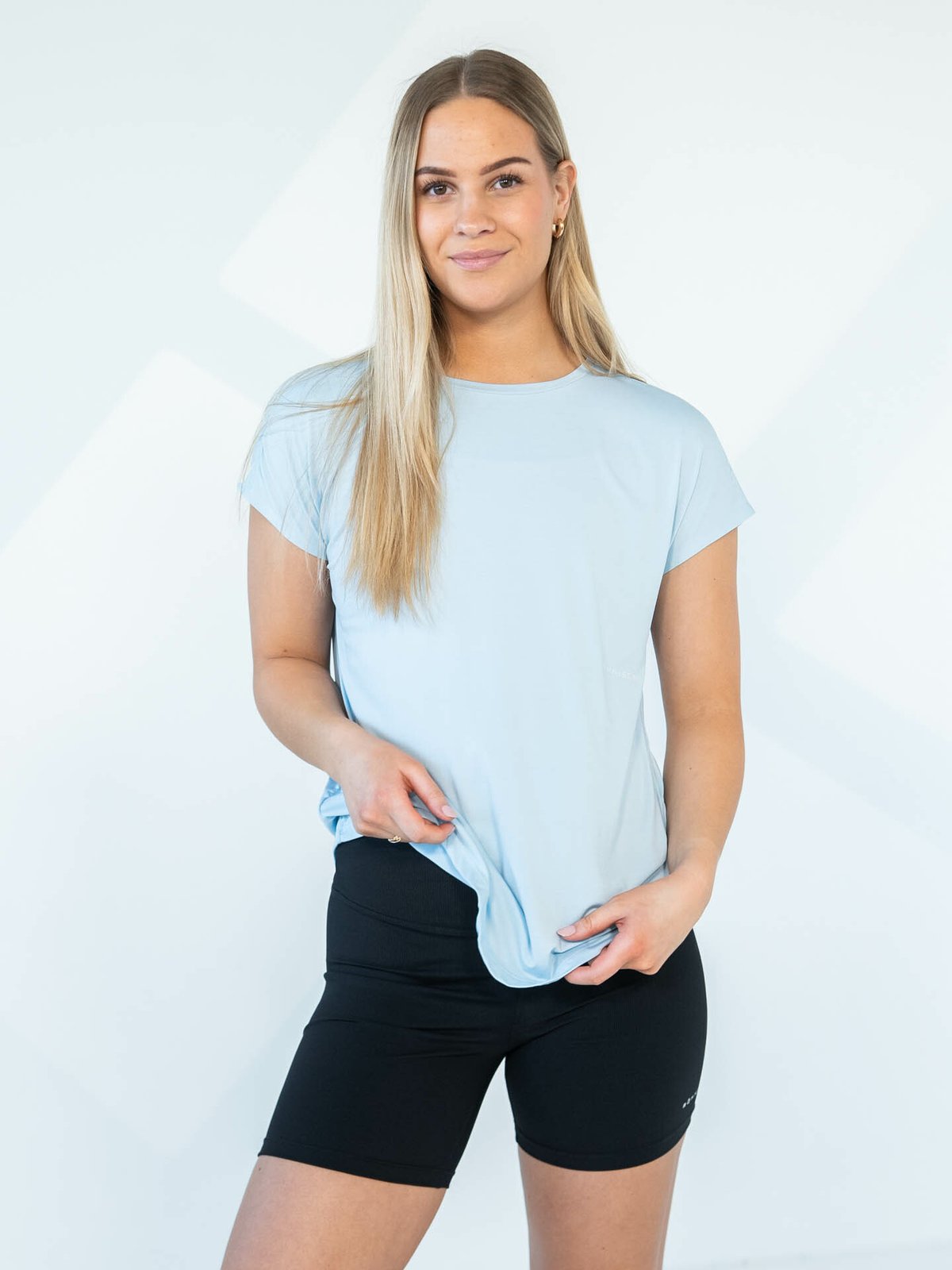 Röhnisch Eli Loose Tee Skyway