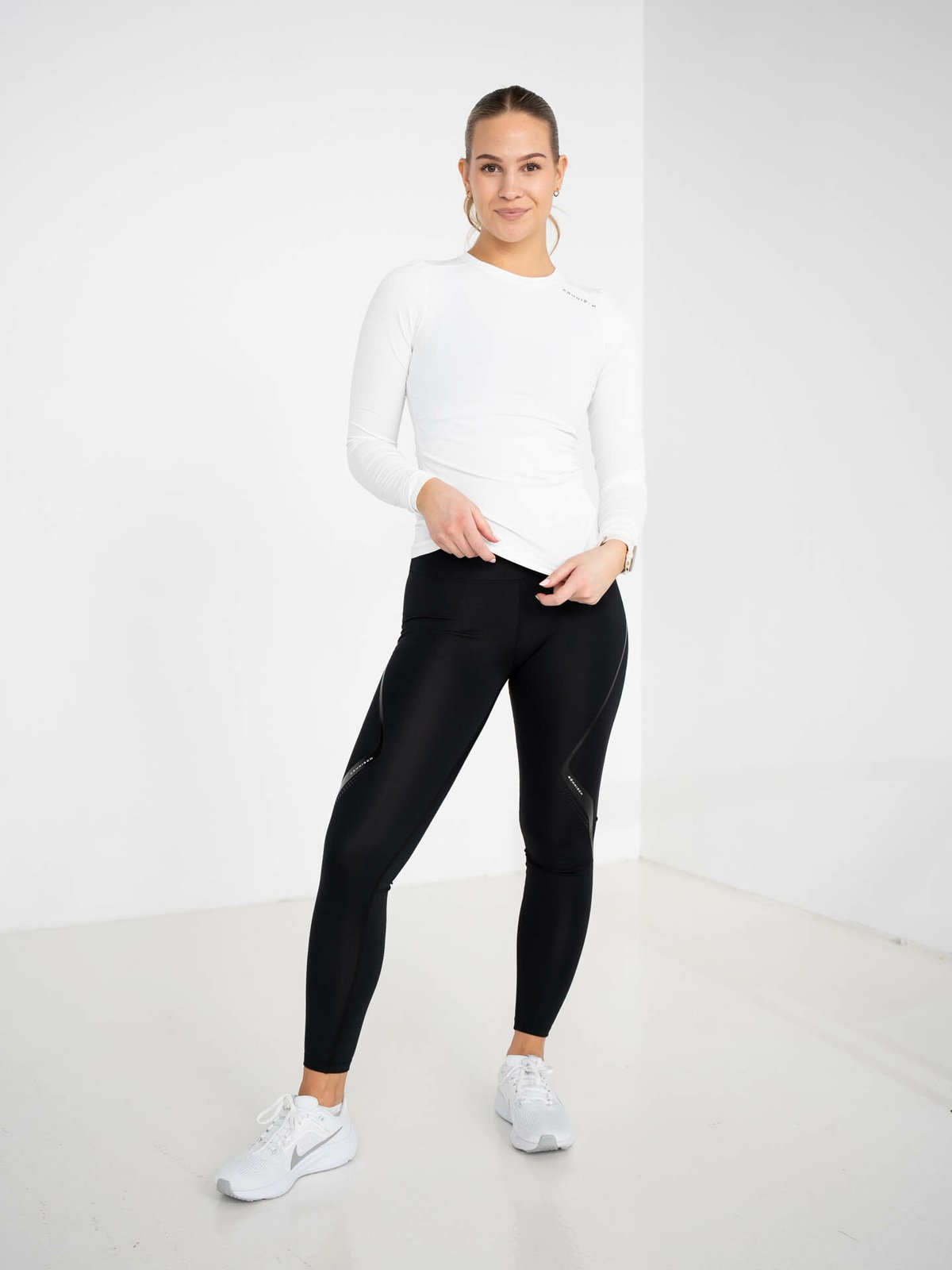 Röhnisch Jaquard Long Sleeve White