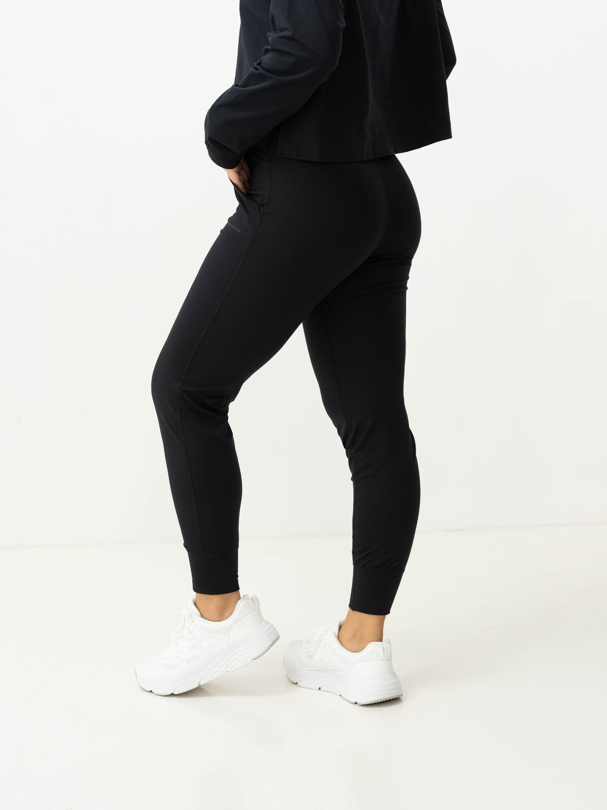 Röhnisch Soft Jersey Pants Black