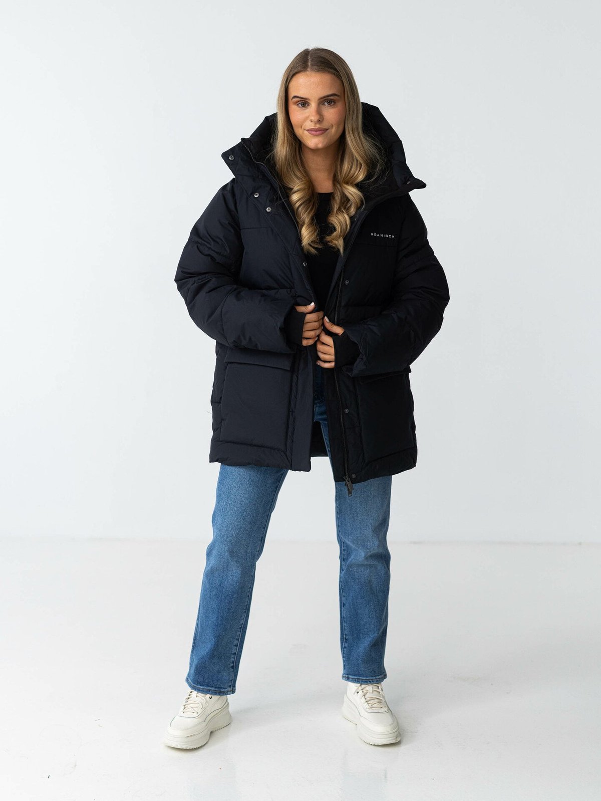 Röhnisch Suri Jacket Black