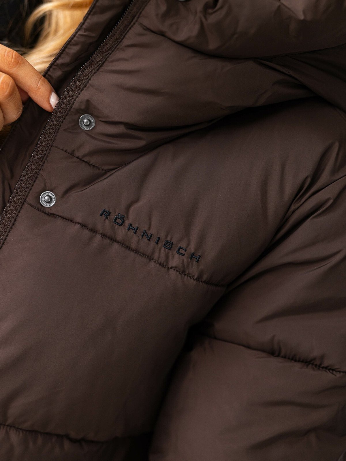 Röhnisch Reign Hood Coat Seal Brown