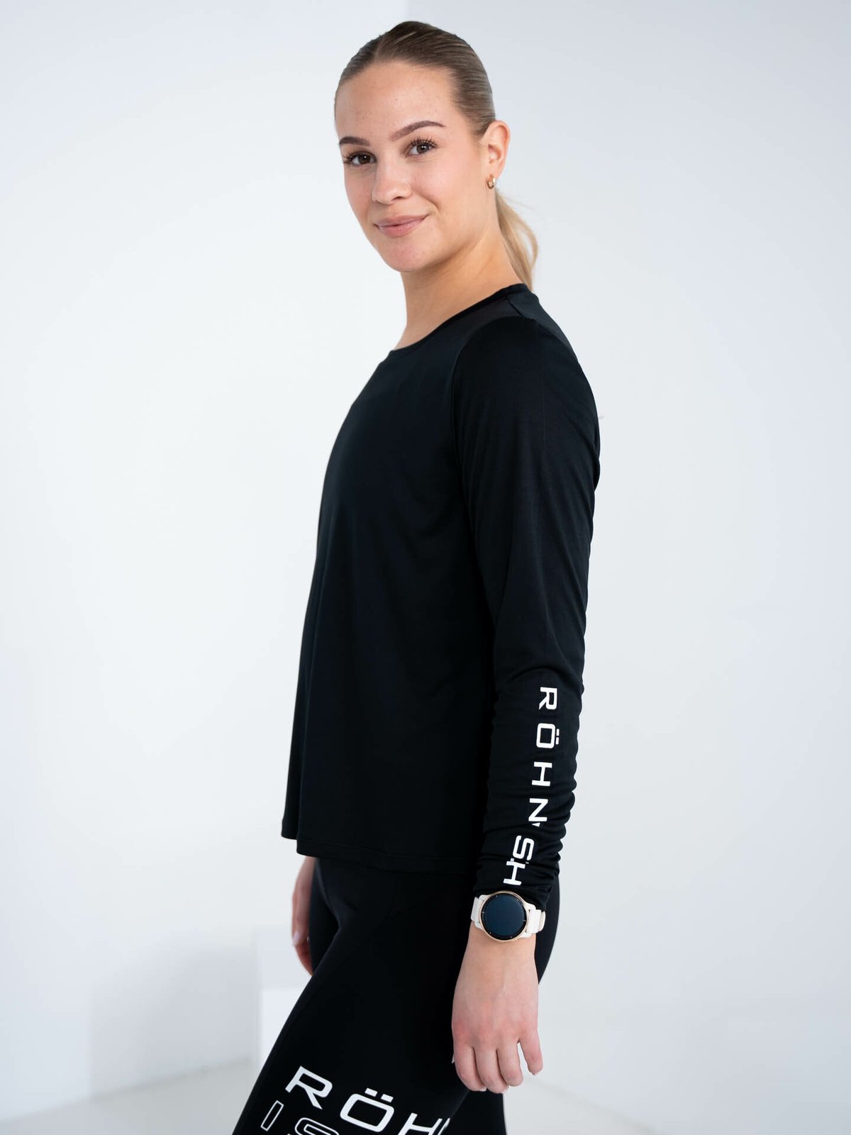 Röhnisch Team Logo Long Sleeve Black