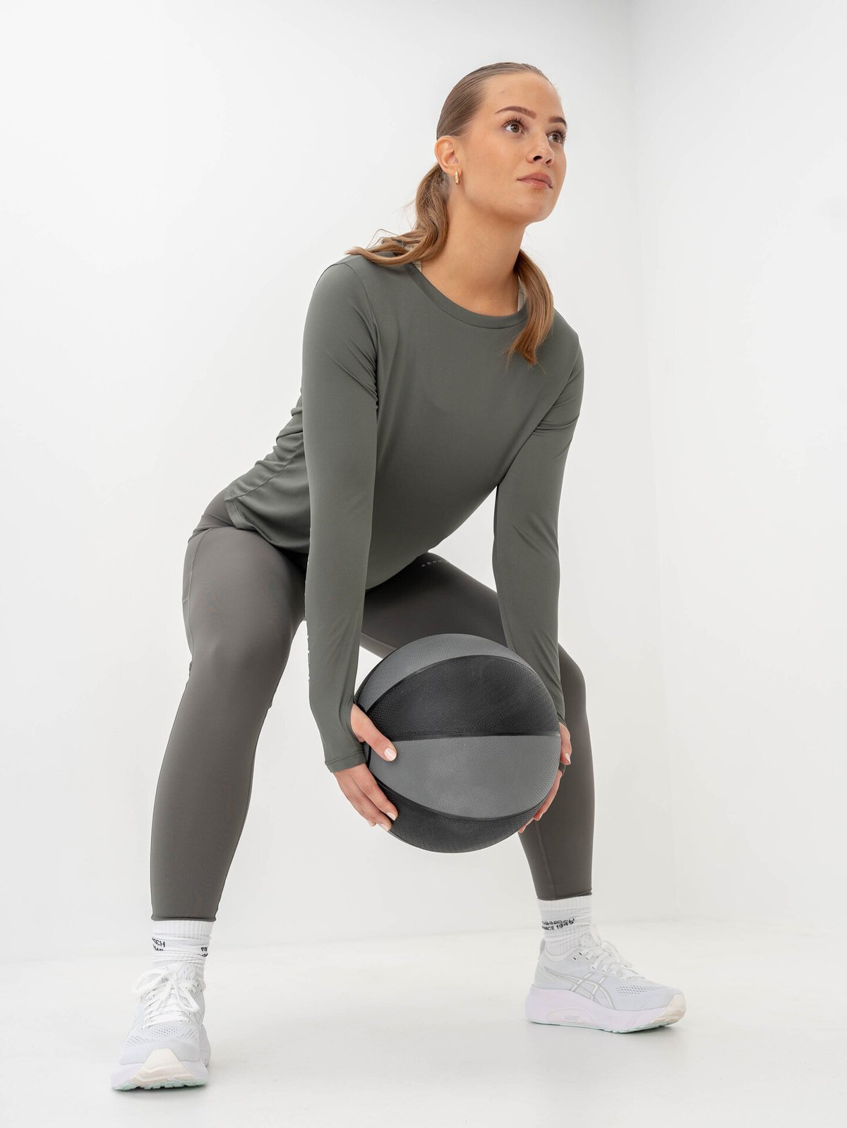 Röhnisch Team Logo Long Sleeve Gunmetal