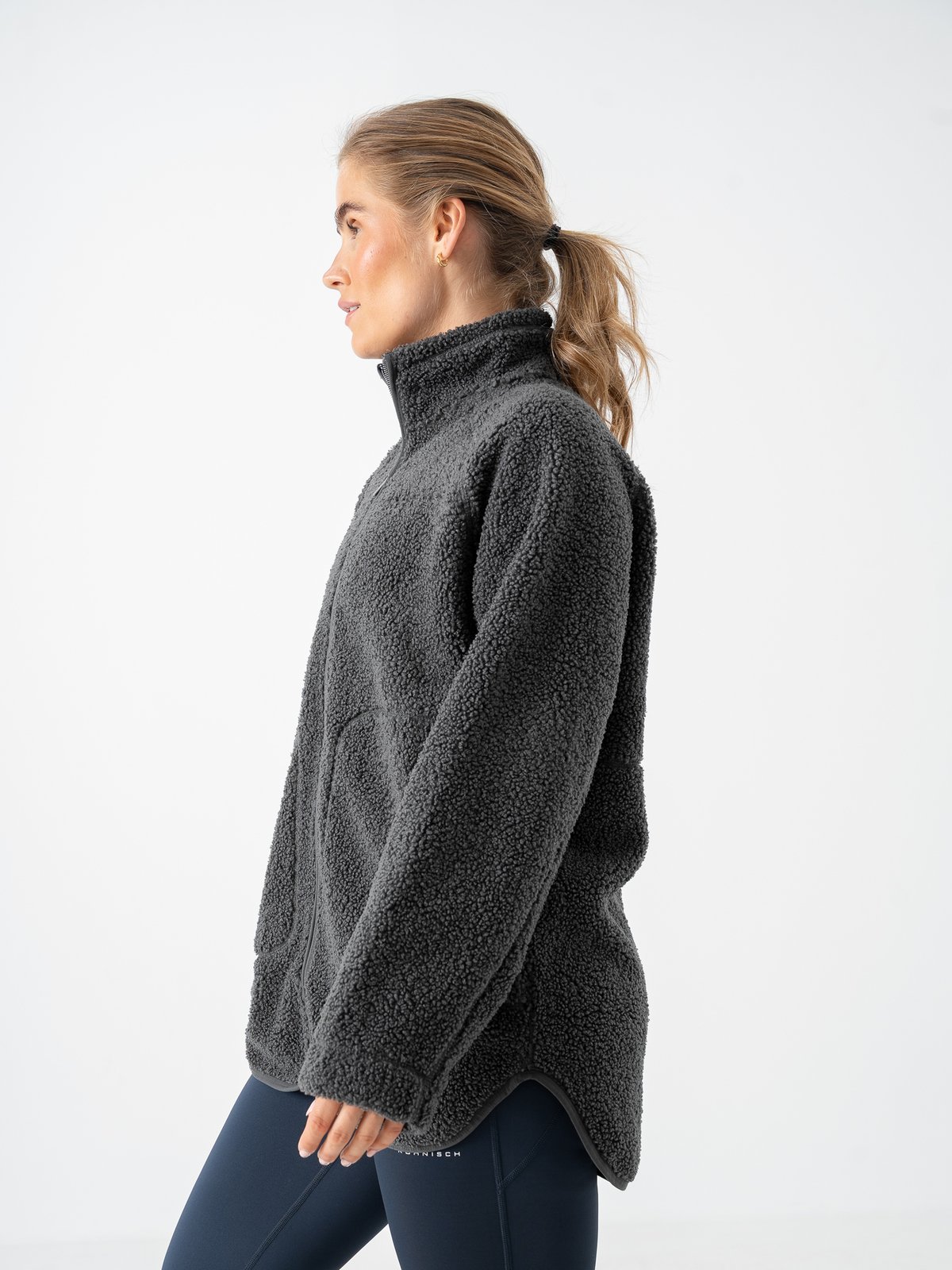 Röhnisch Cloud Pile Jacket Phantom