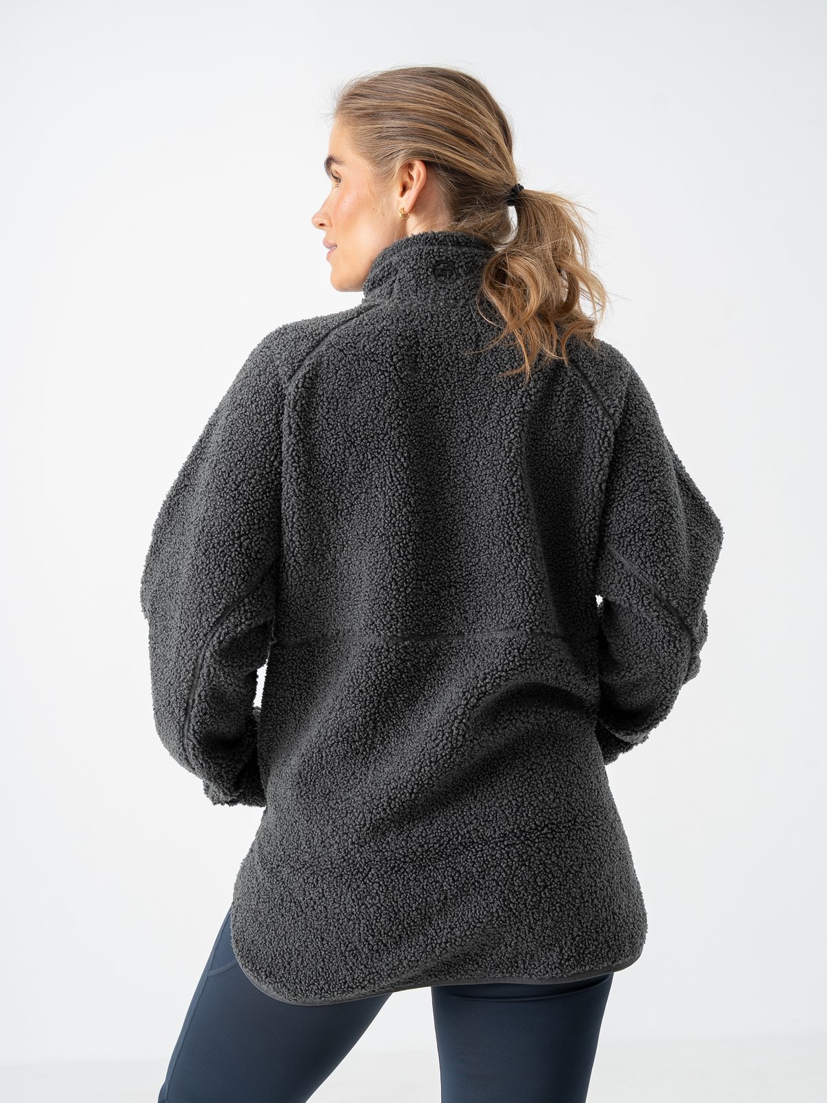 Röhnisch Cloud Pile Jacket Phantom