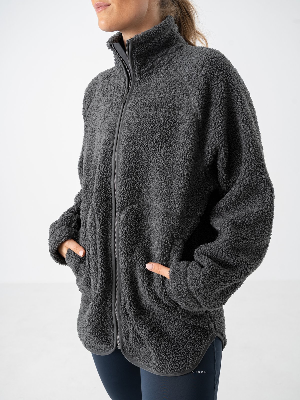 Röhnisch Cloud Pile Jacket Phantom