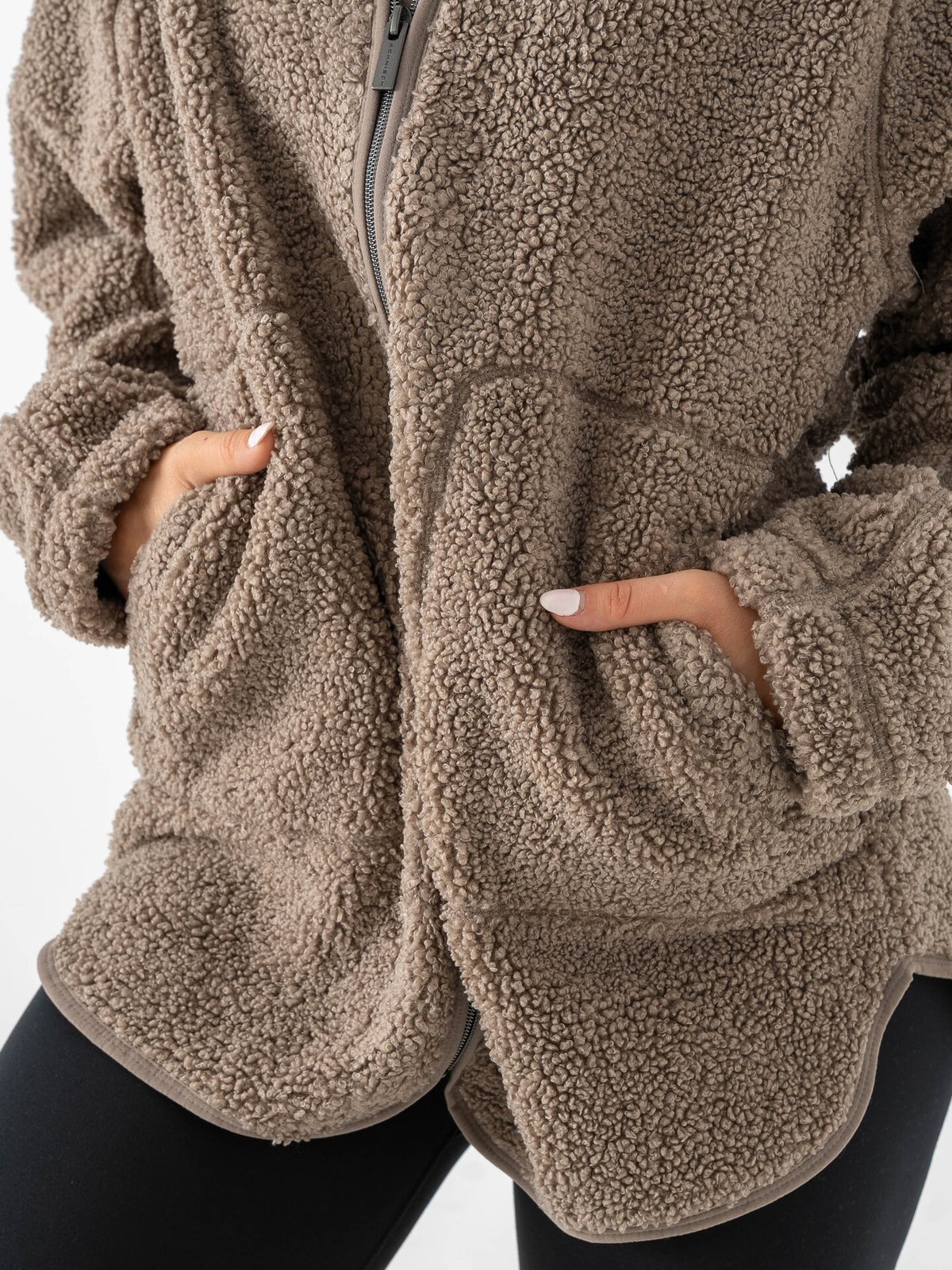 Röhnisch Cloud Pile Jacket Beige