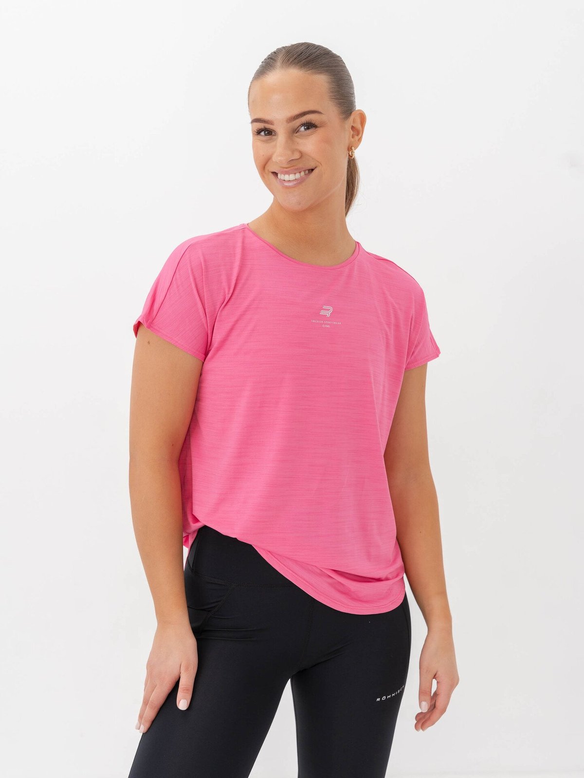 Röhnisch Motion Loose Tee Carmine Rose