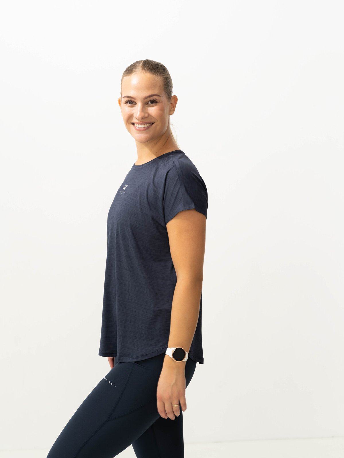 Röhnisch Motion Loose Tee Space Navy