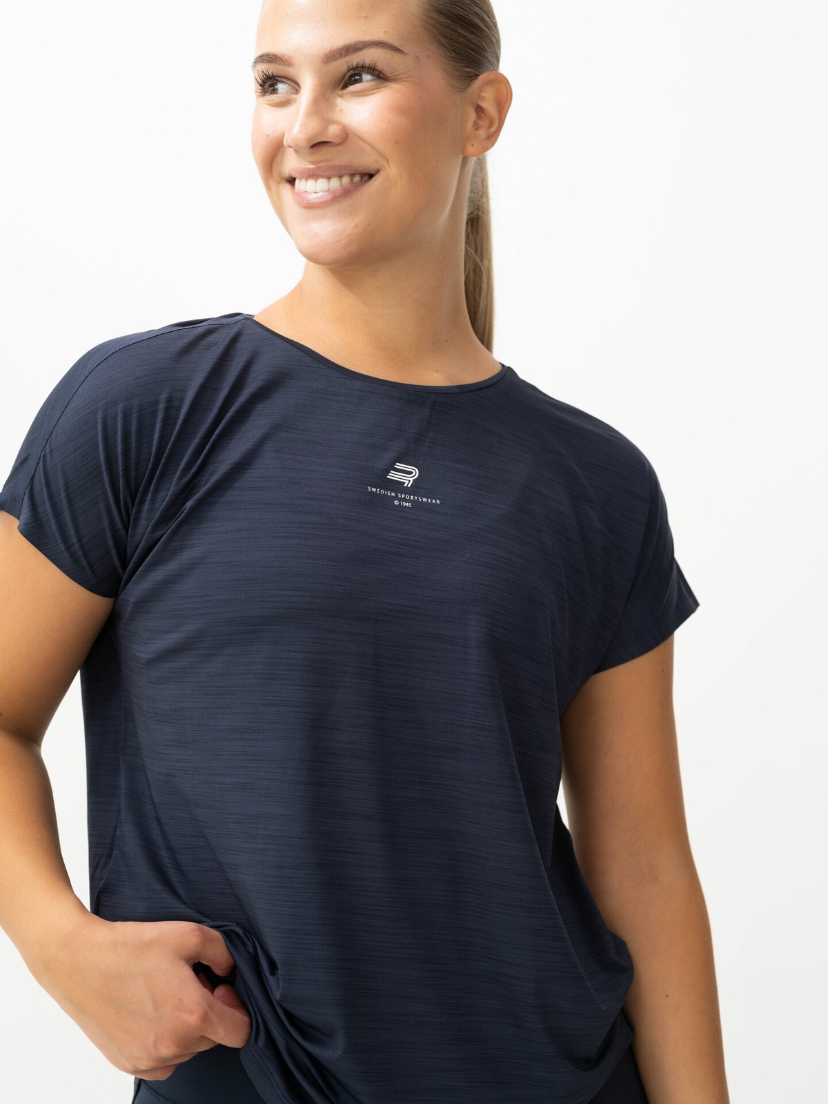 Röhnisch Motion Loose Tee Space Navy