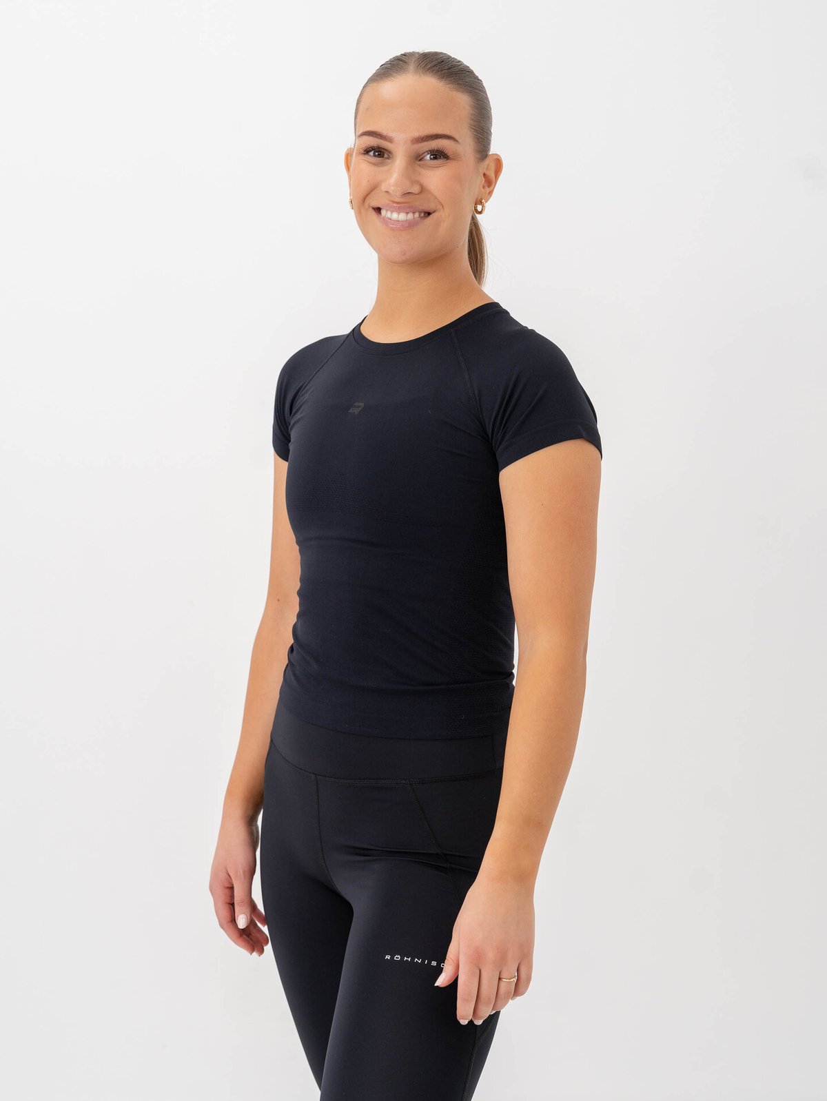 Röhnisch Seamless Flex Tee Svart