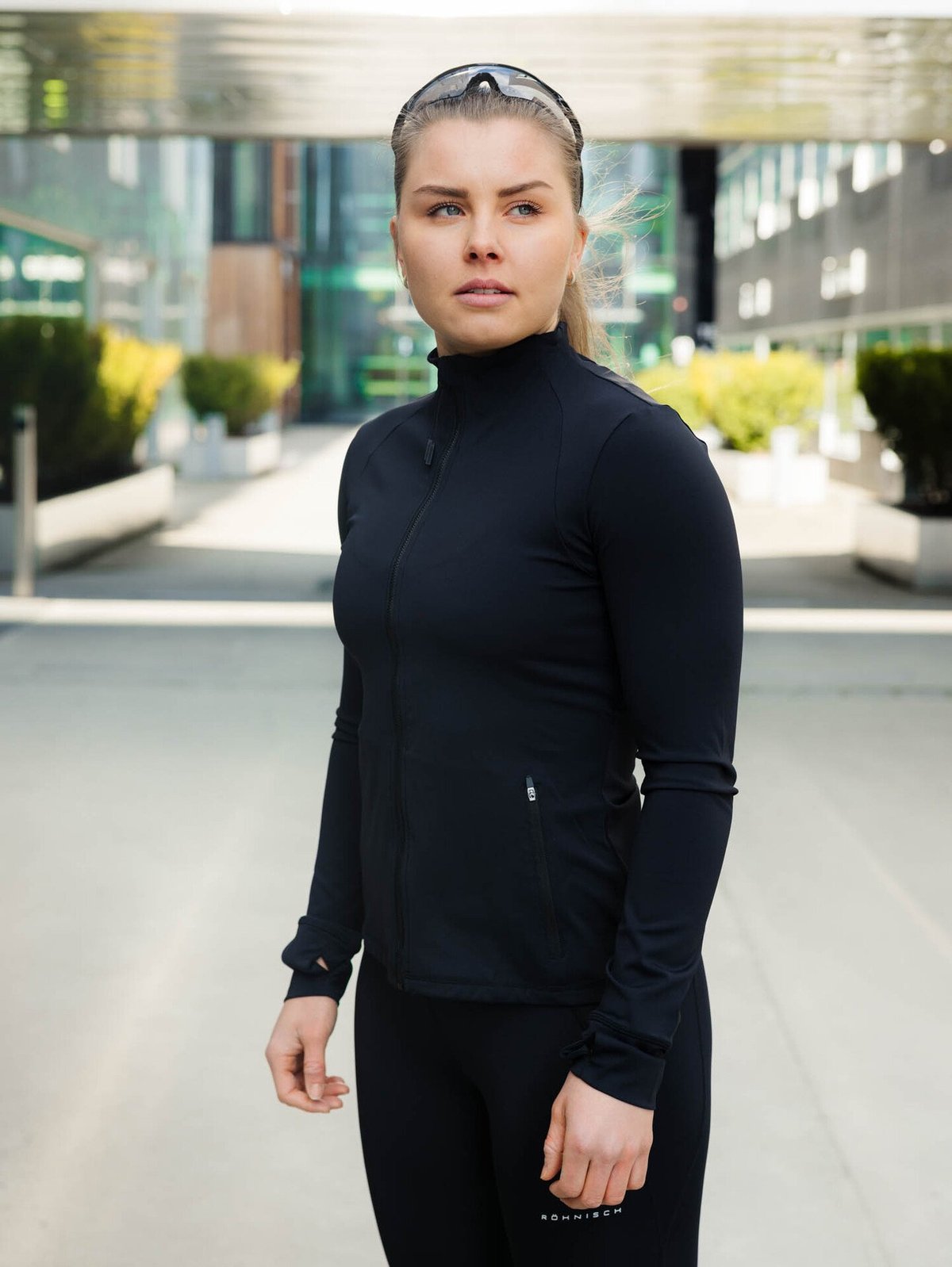 Röhnisch Legacy Full Zip Black