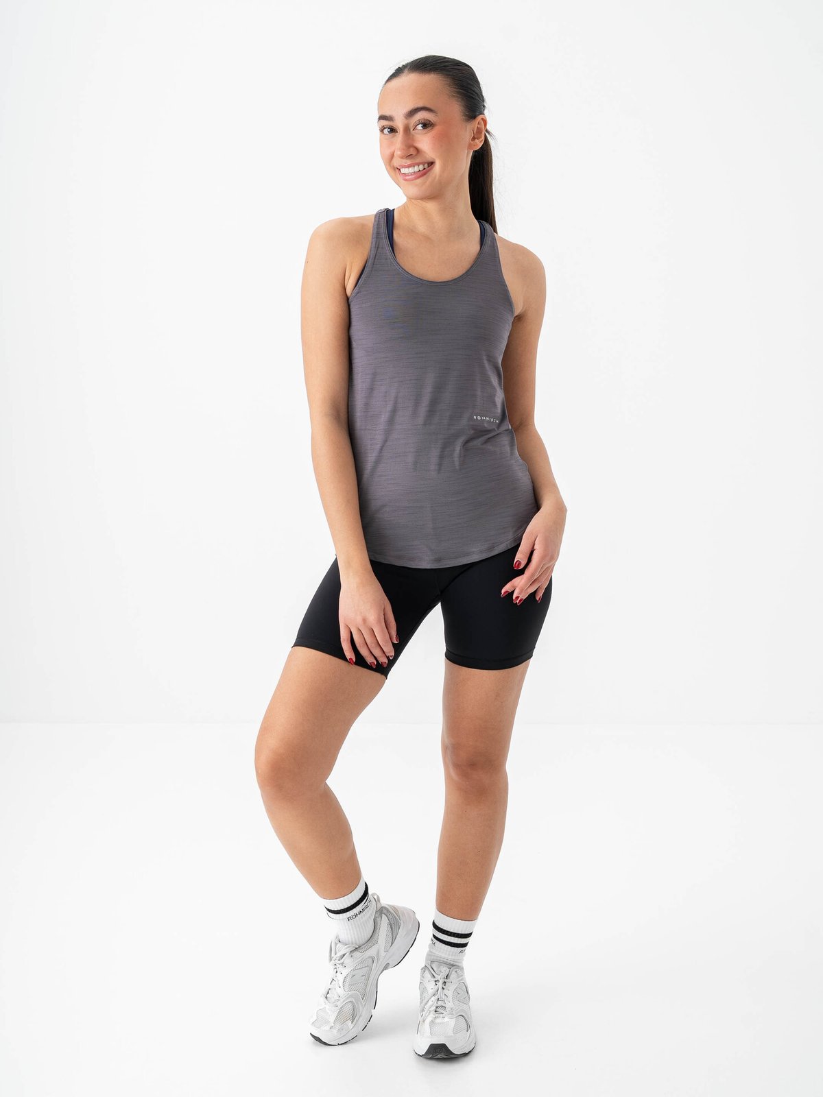 Röhnisch Motion Racerback Tank Smoky Lavendel