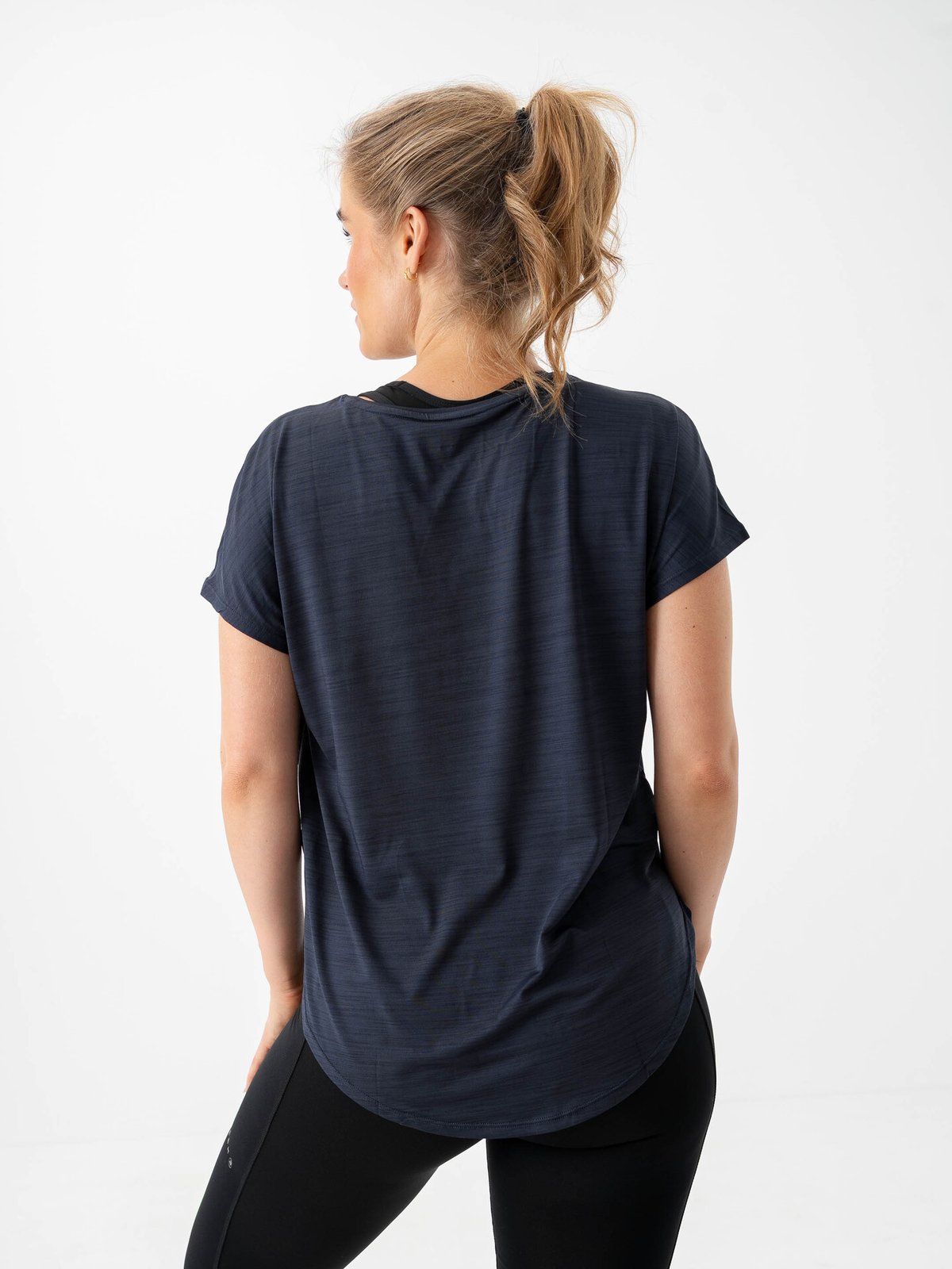 Röhnisch Motion Tee Space Navy