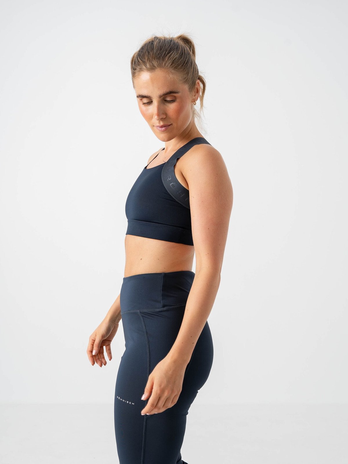 Röhnisch Kay Sports Bra Space Navy