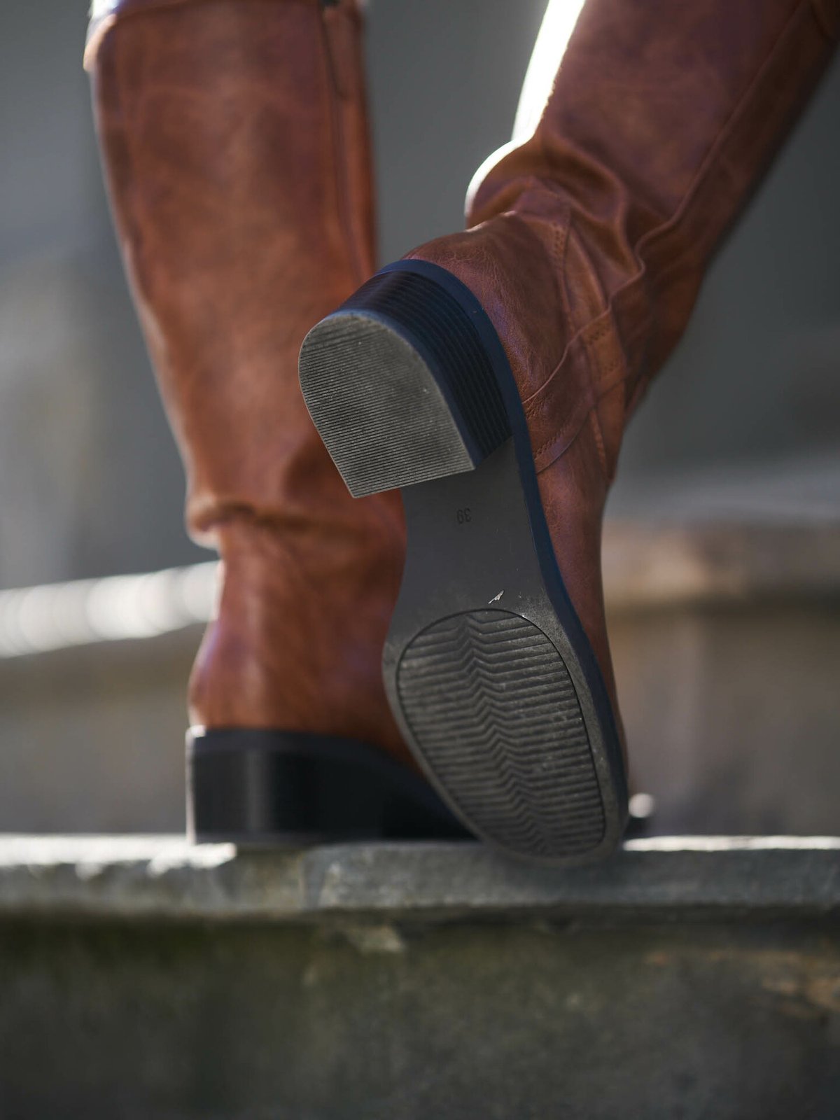 Roberto Rosso Camperos High Plain Cognac