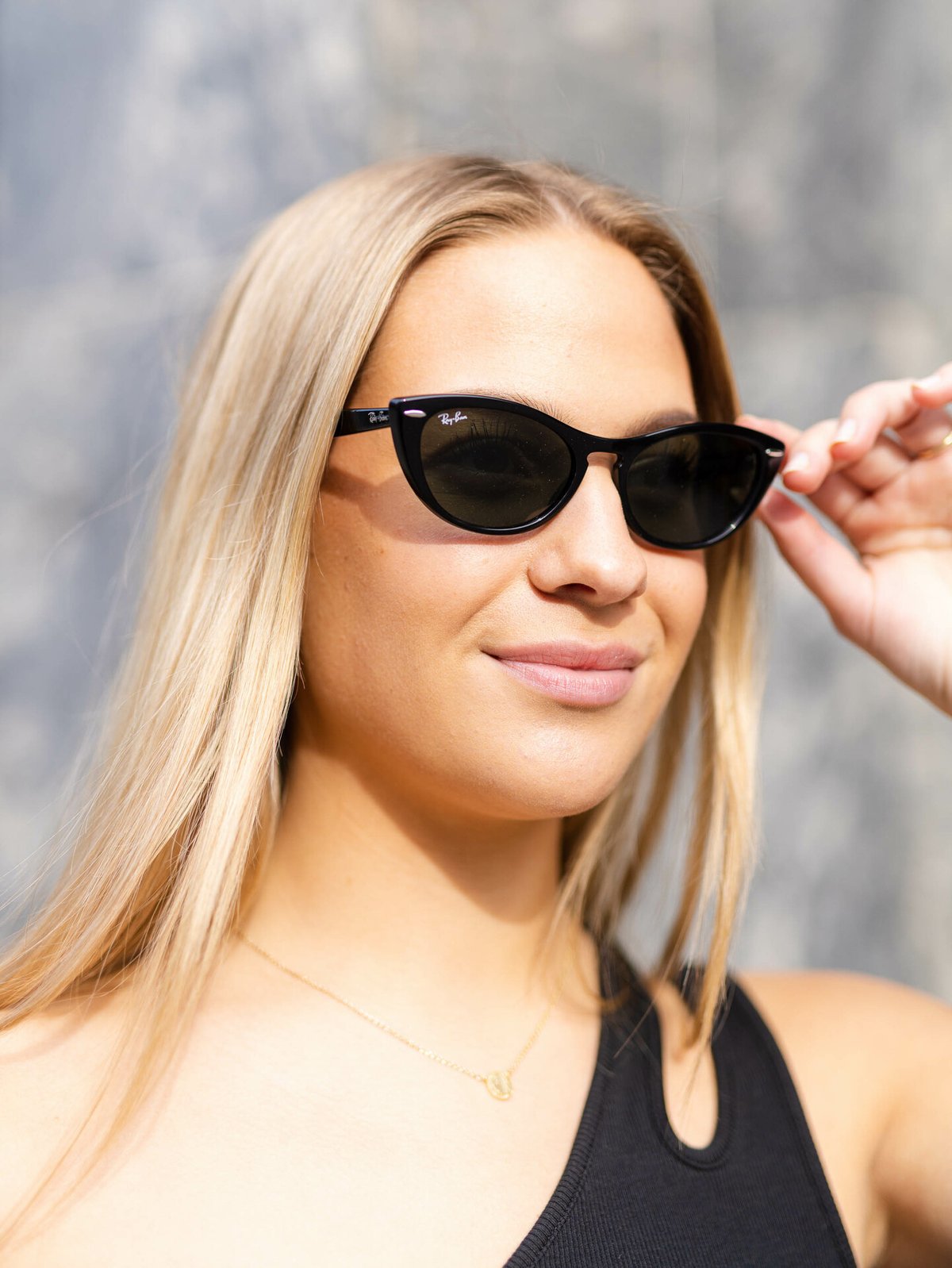Ray-Ban Nina Sort