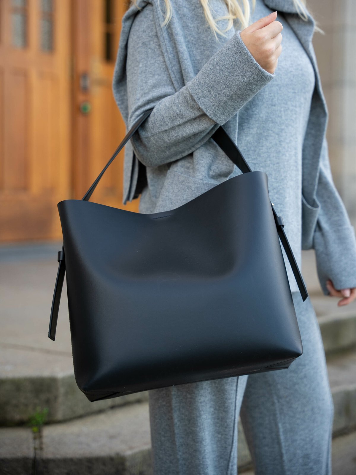 Second Female Leata Maxi Leather Bag Black