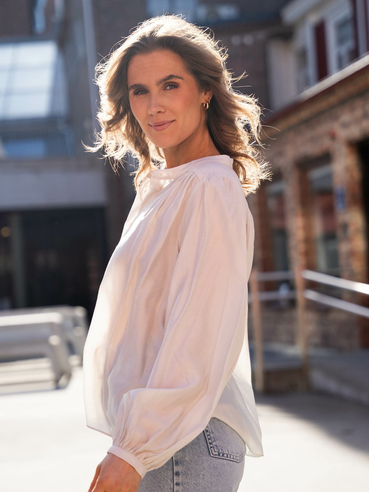 Second Female Mazar New Shirt Vaporous White