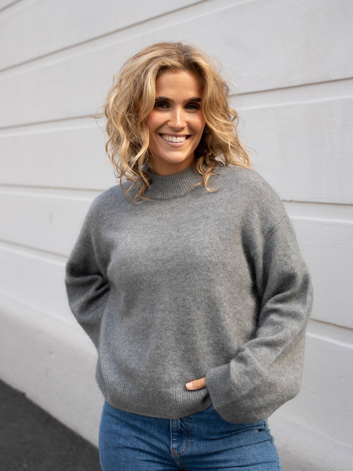 Second Female Brook Knit Drop Shoulder O-Neck Charcoal Gray