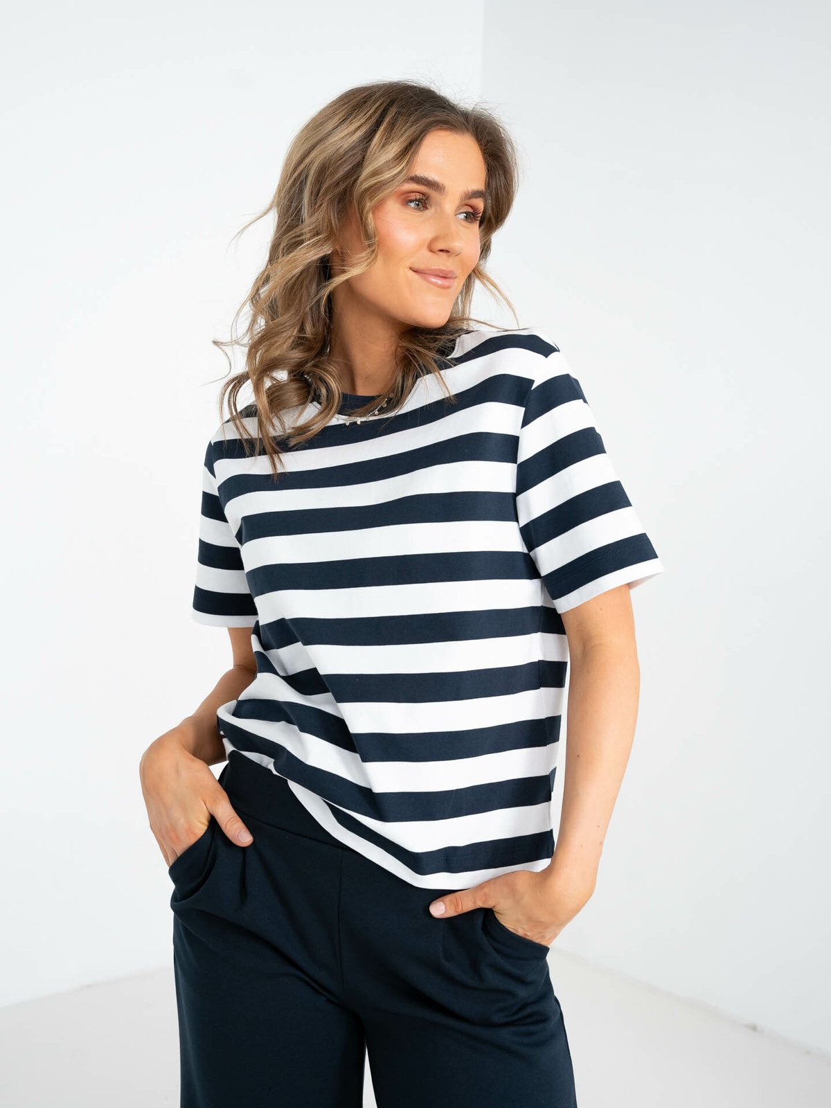 Selected Femme Essential Short Sleeve Striped Boxy Tee Dark Sapphire