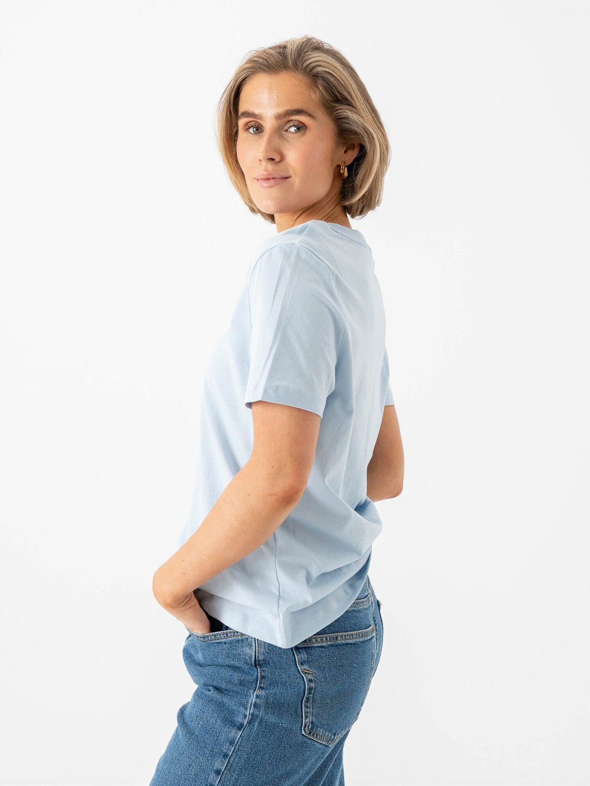 Selected Femme Essential Short Sleeve V-Neck Tee Cashmere Blue