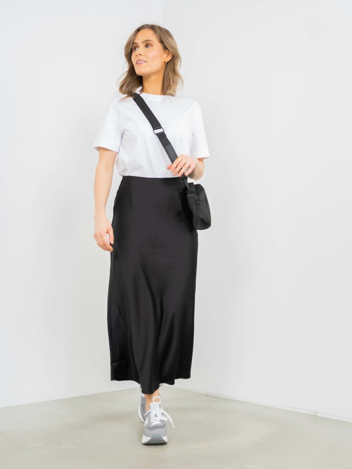 Selected Femme Lena High Waist Midi Skirt EX Black