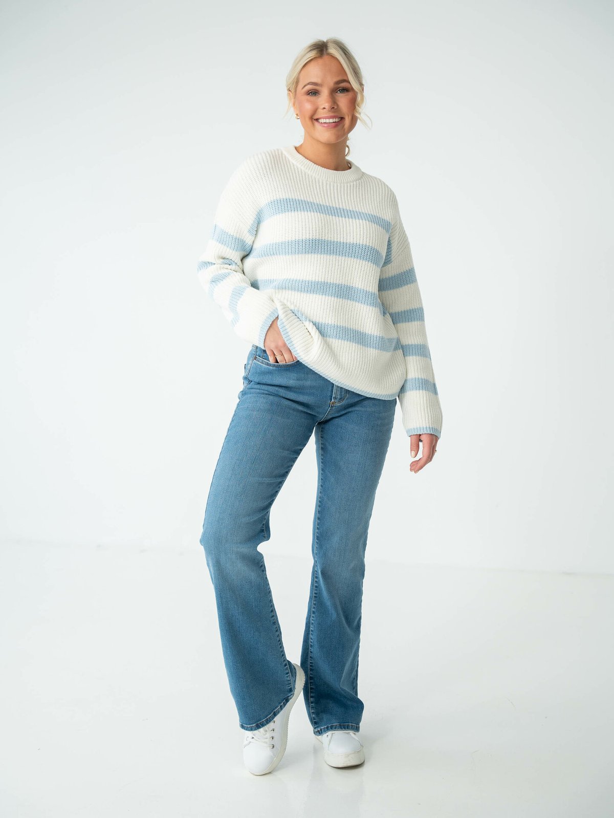 Selected Femme Bloomie Long Sleeve Knit O-Neck Cashmere Blue