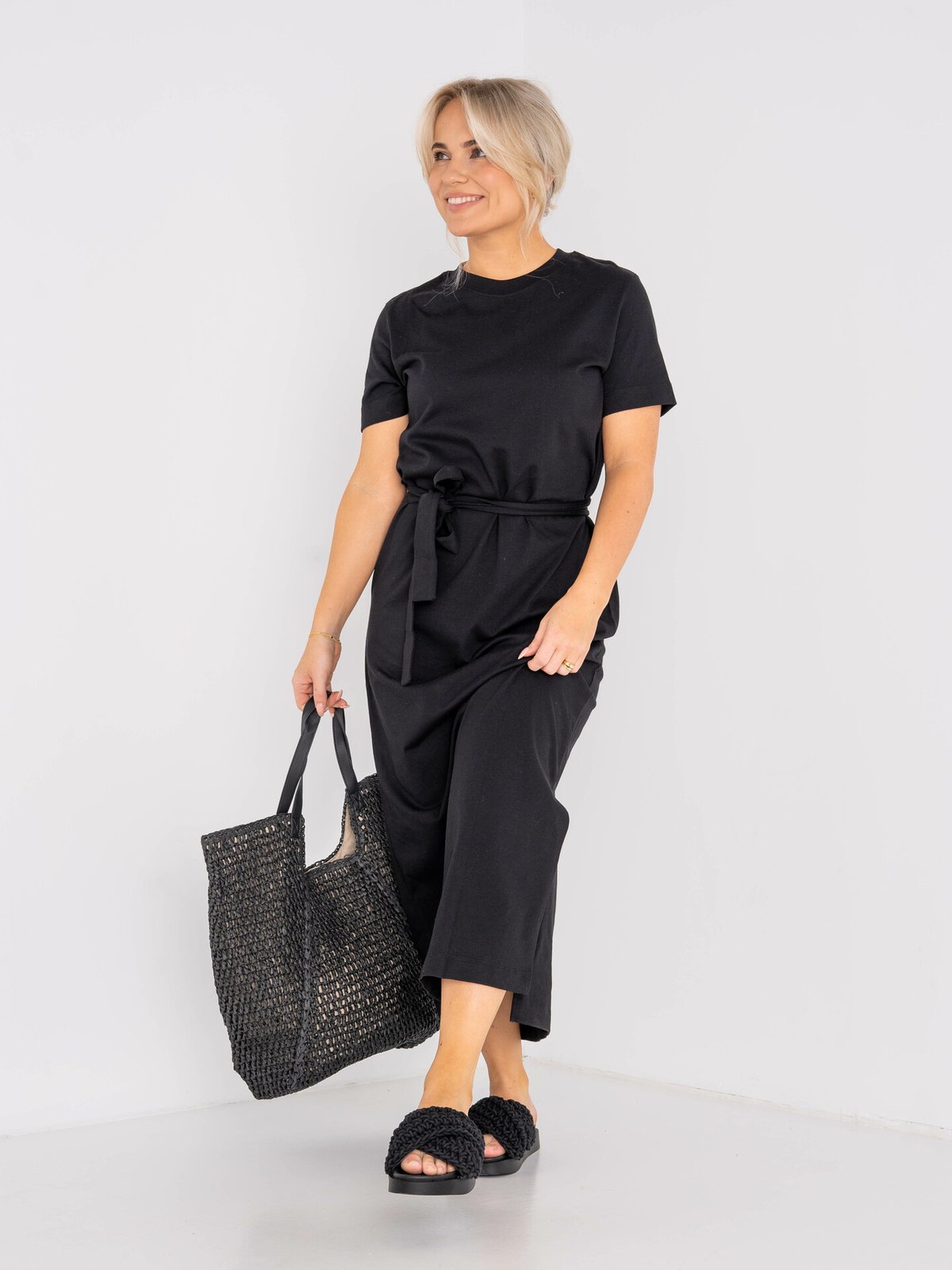 Selected Femme Essential Short Sleeve Ankle Tee Dress Black