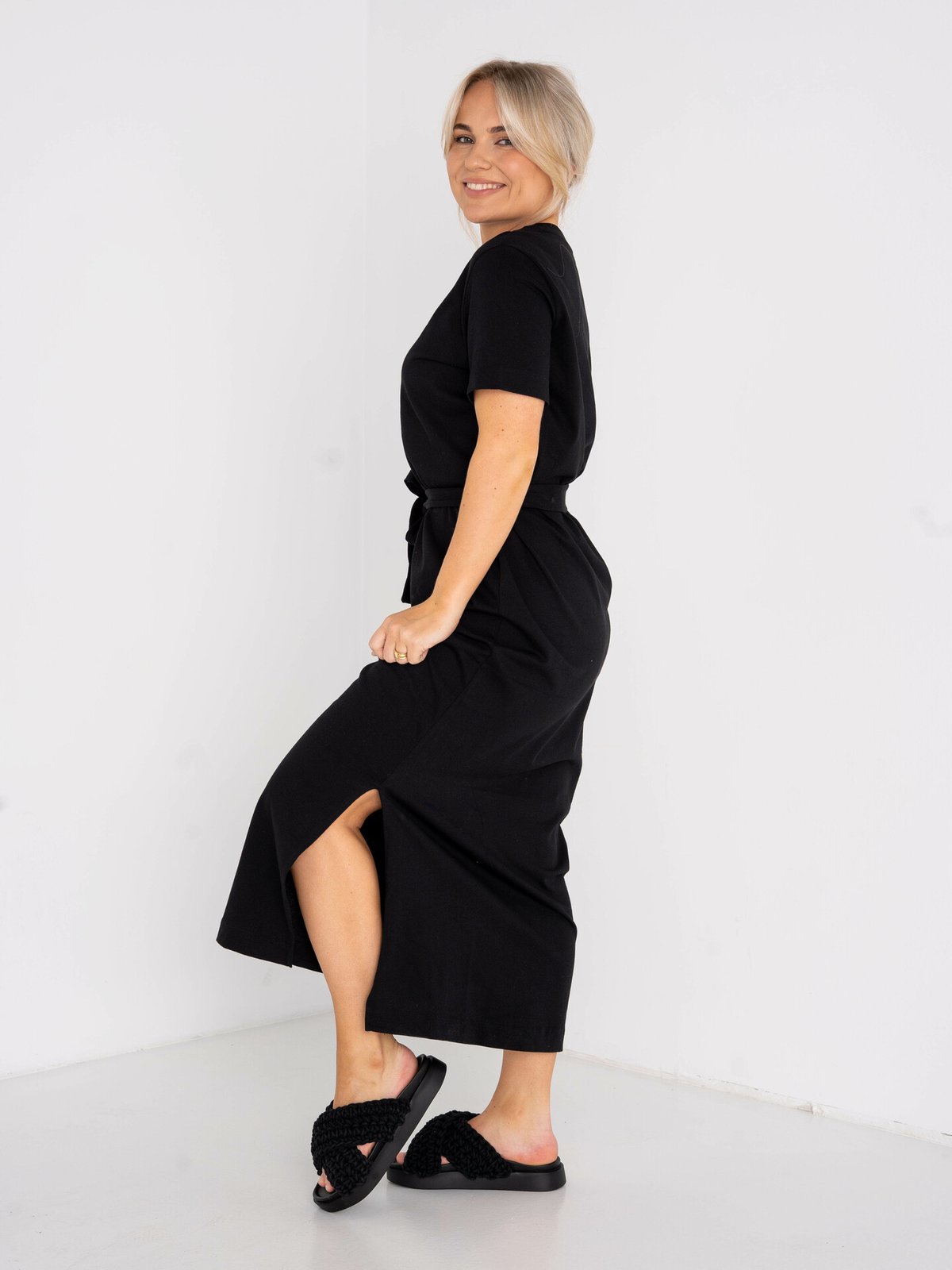 Selected Femme Essential Short Sleeve Ankle Tee Dress Black