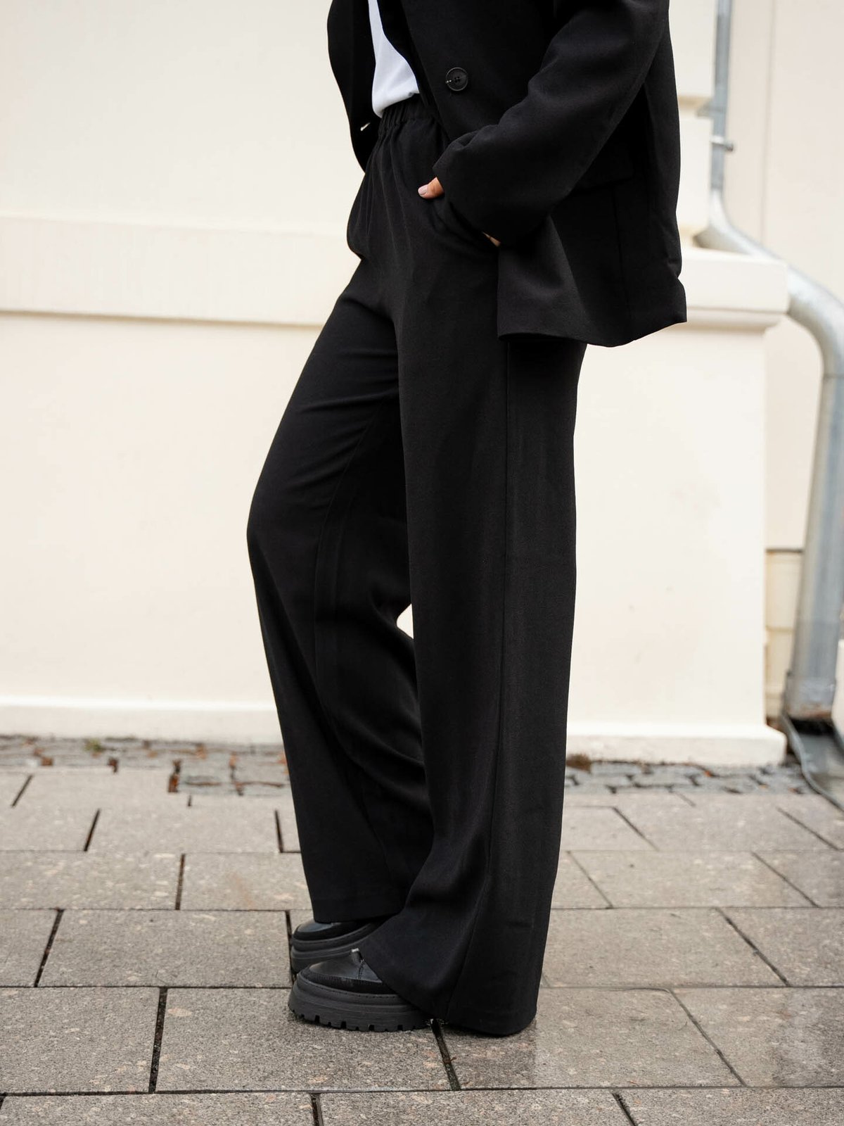 Selected Femme Tinni-Relaxed Mid Waist Wide Pant Black