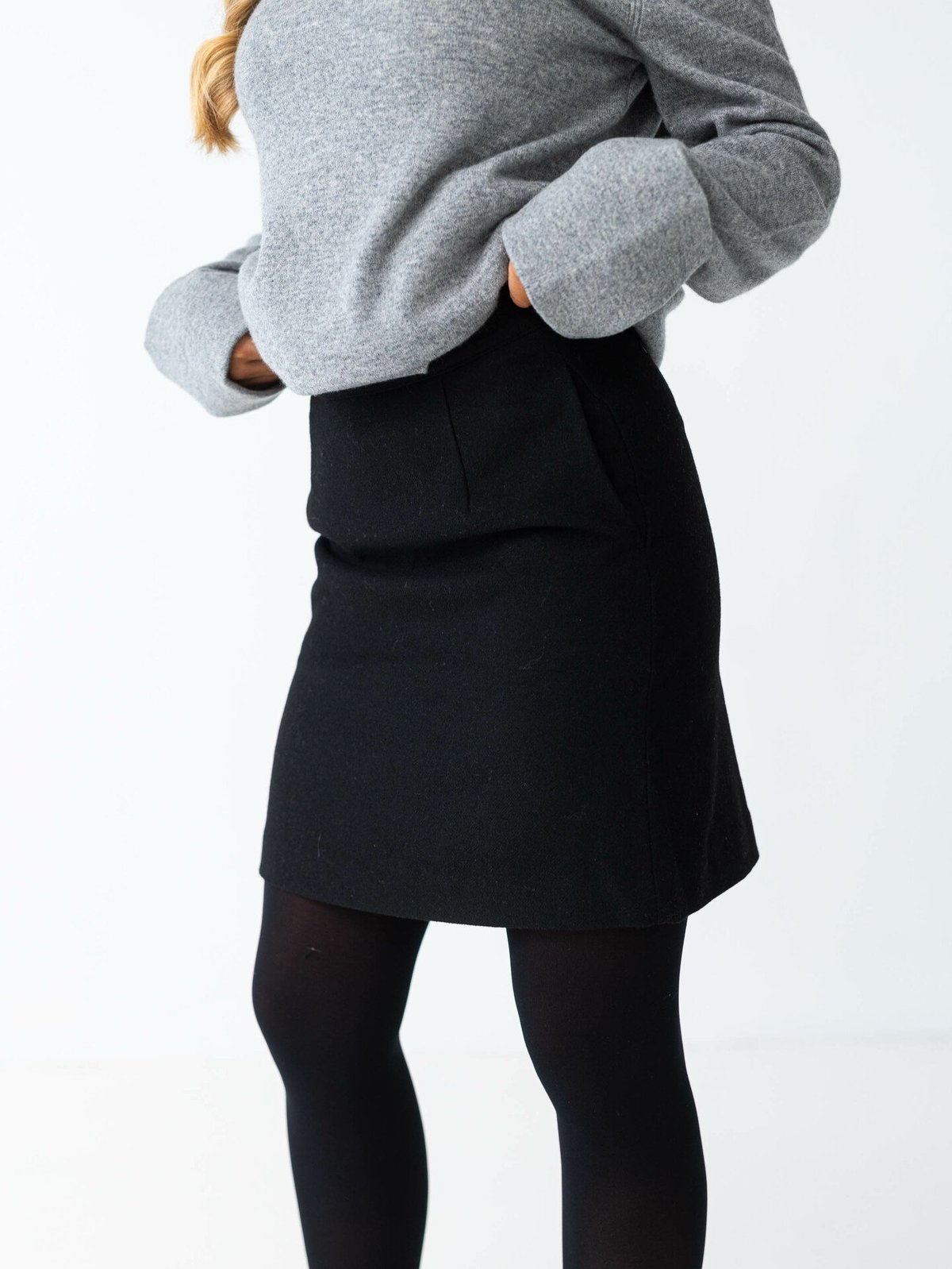 Selected Femme Mercy-Ula High Waisted Mini Wool Skirt Black