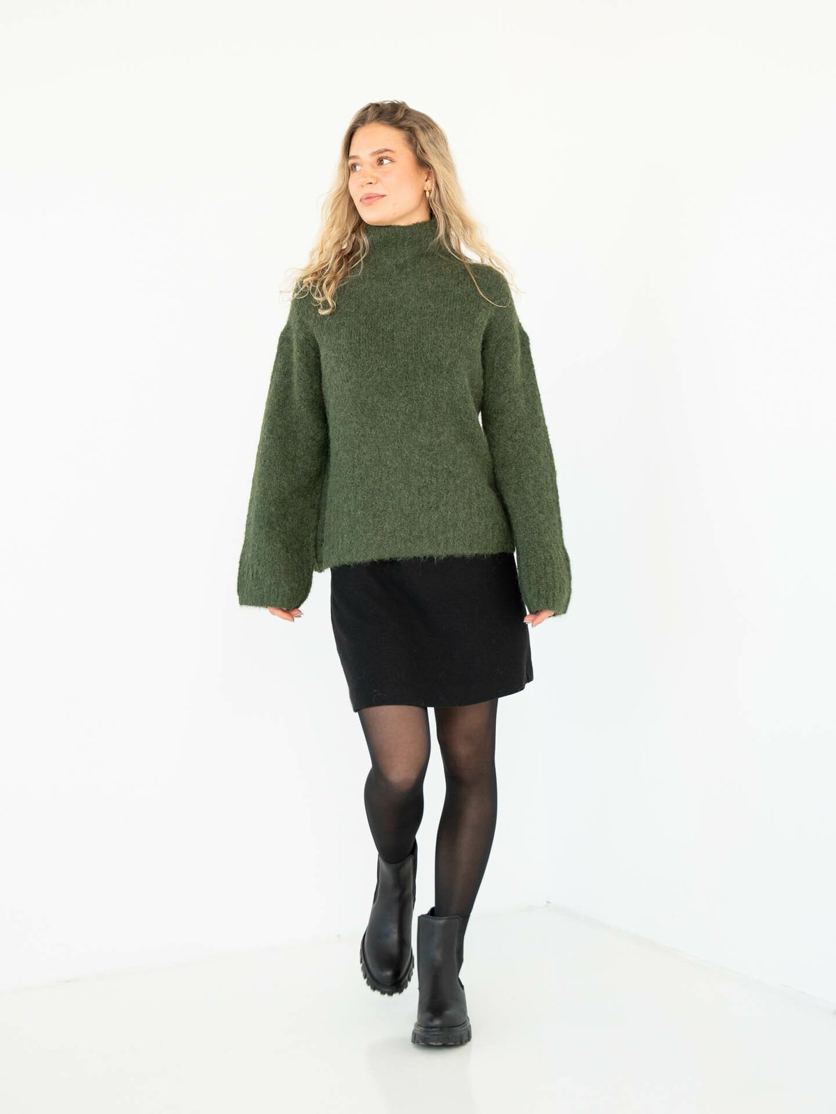 Selected Femme Mercy-Ula High Waisted Mini Wool Skirt Black