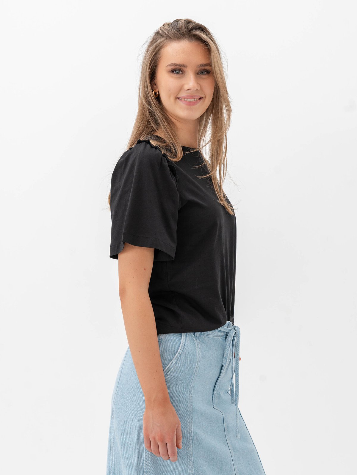 Selected Femme Penelope 2/4 Ruffle Tee Sort