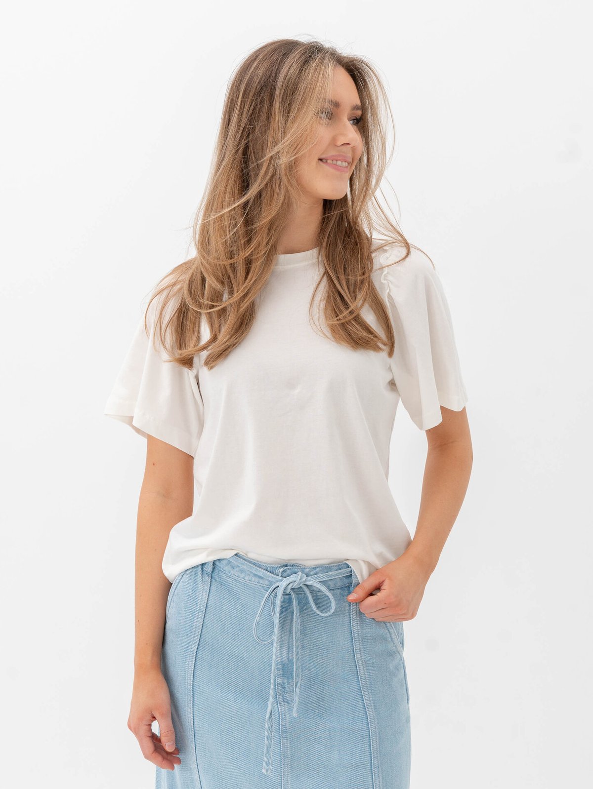 Selected Femme Penelope 2/4 Ruffle Tee Snow White