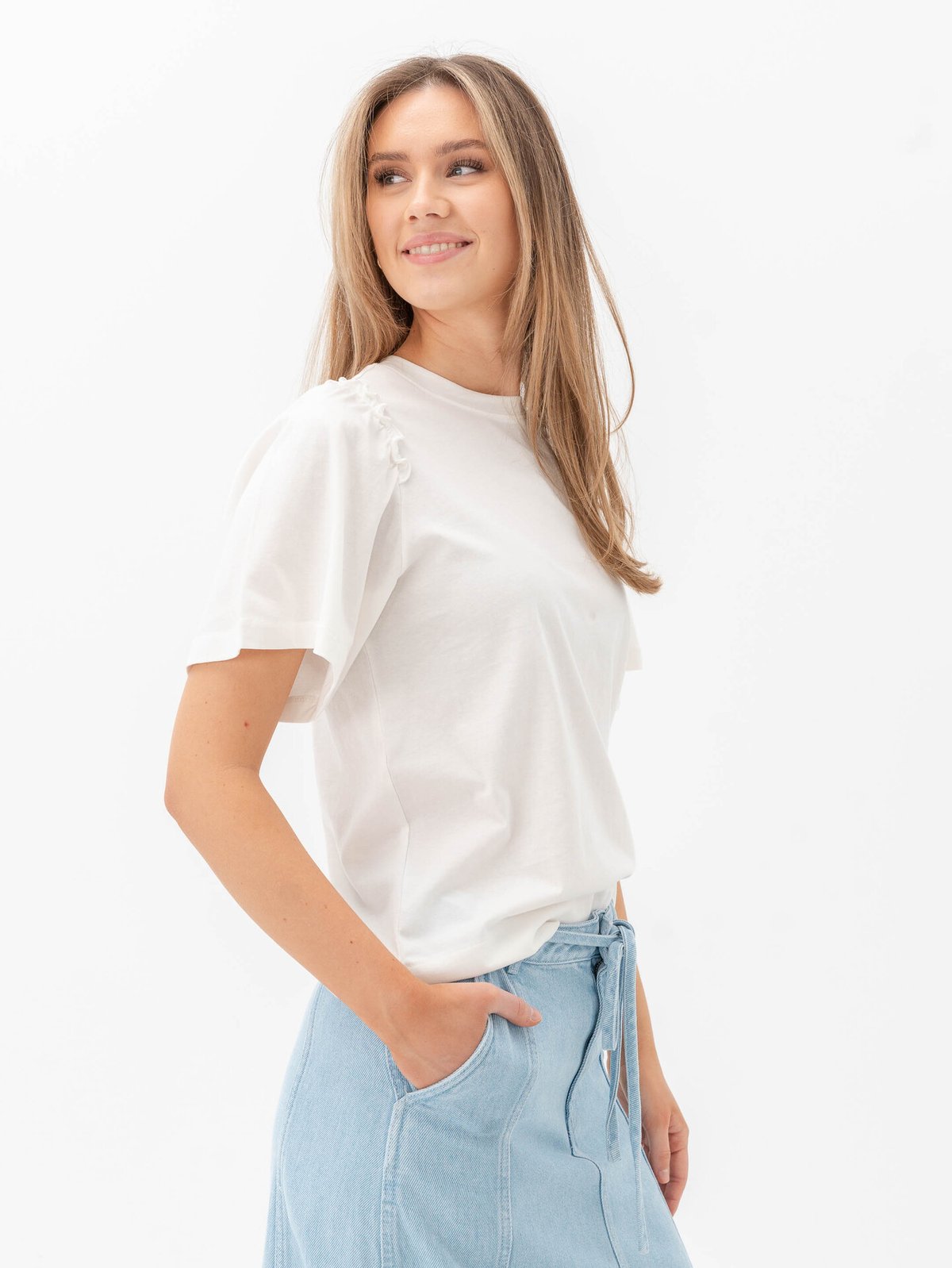 Selected Femme Penelope 2/4 Ruffle Tee Snow White