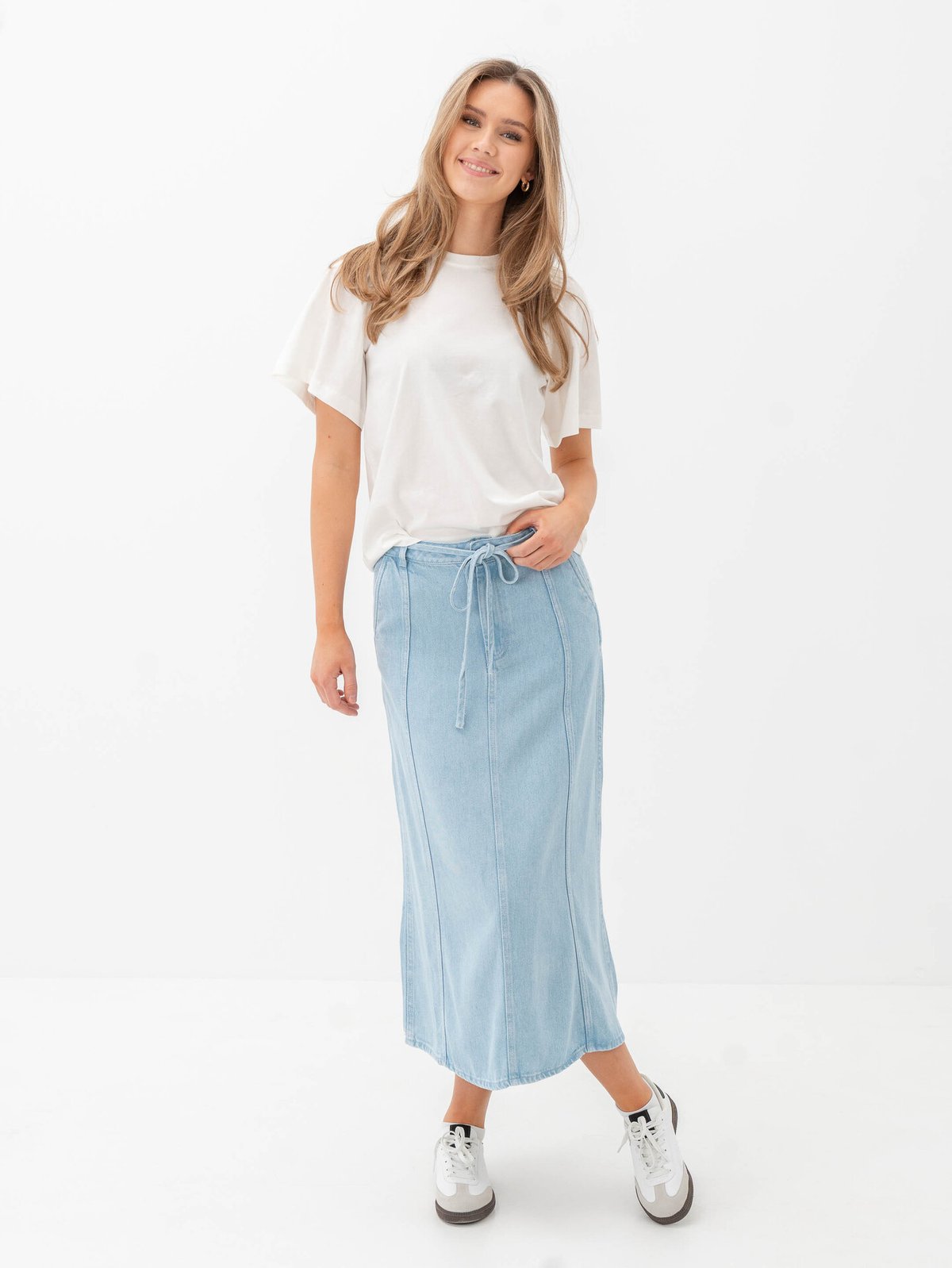 Selected Femme Penelope 2/4 Ruffle Tee Snow White