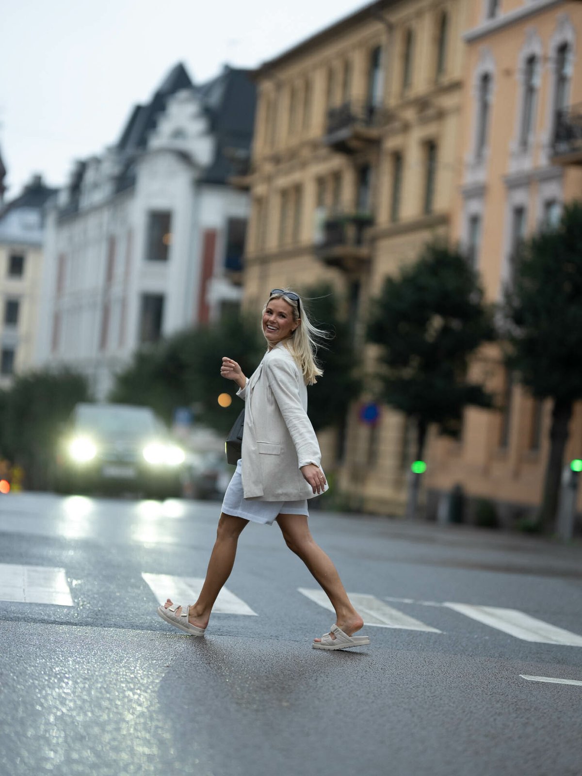 Selected Femme Viva Mid Waist Sun Shorts Snow White