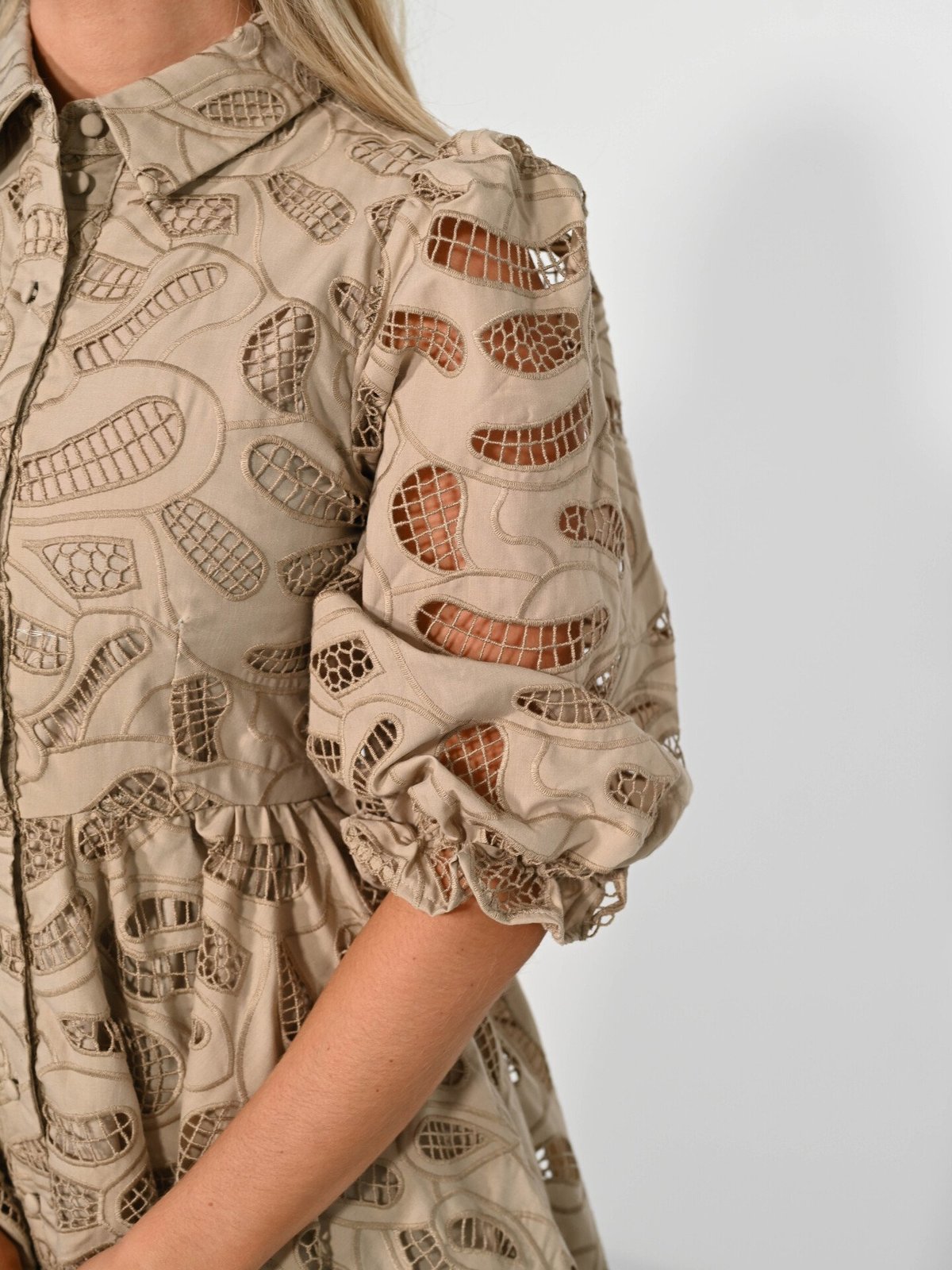 Selected Femme Allia 3/4 Short Shirt Broderi Dress Humus