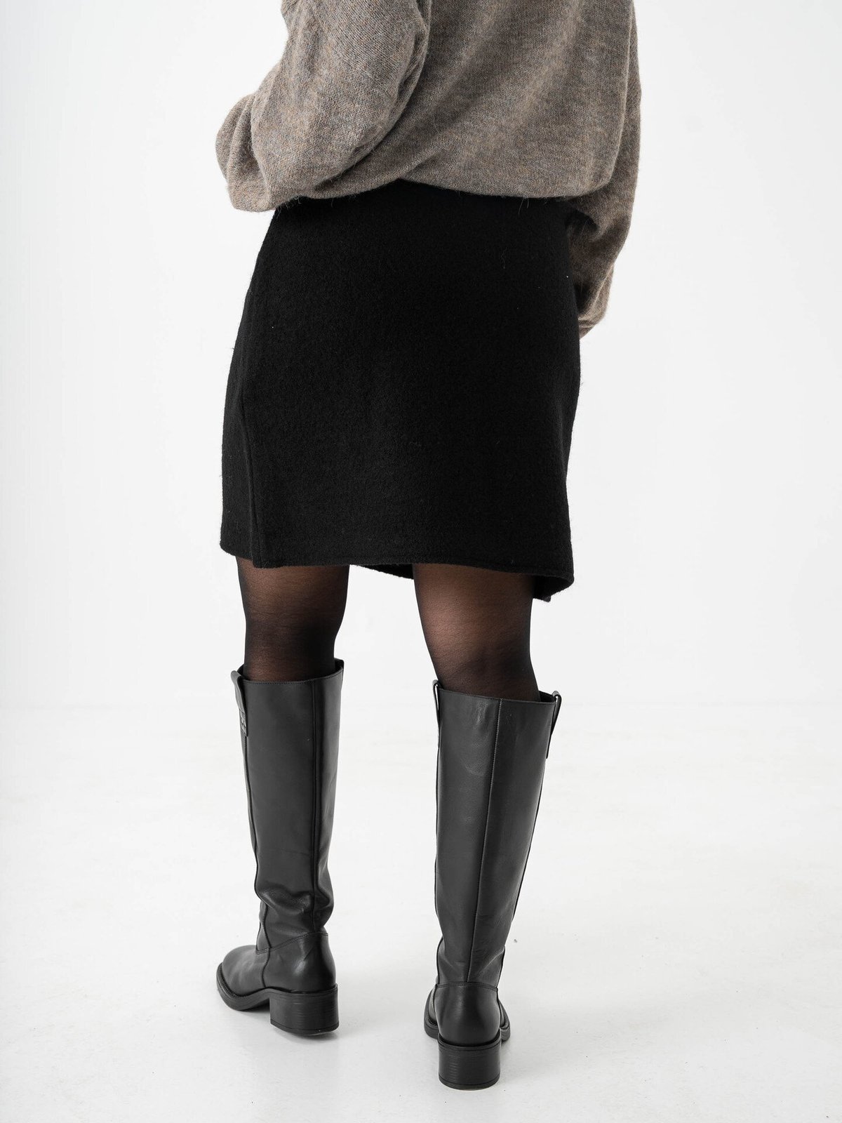 Selected Femme Darla Highwaist Knit Midi Skirt Black