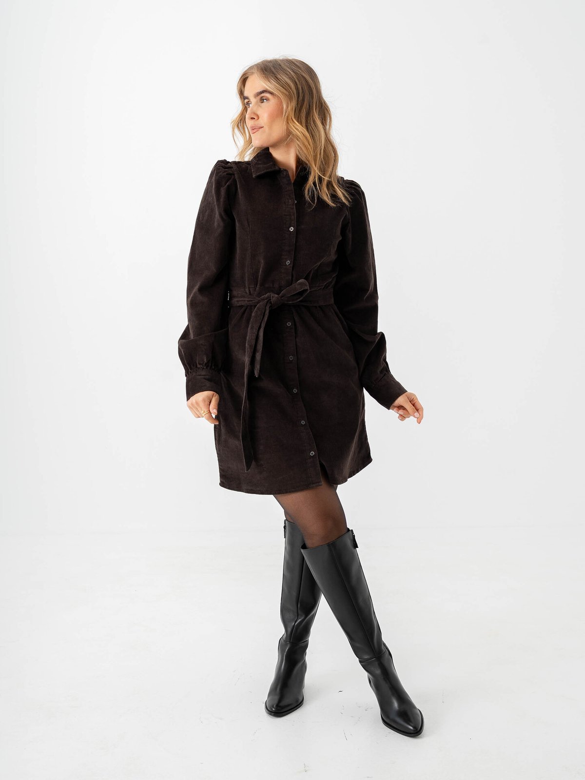 Selected Femme Runa Short Corduroy Dress Chocolate Torte
