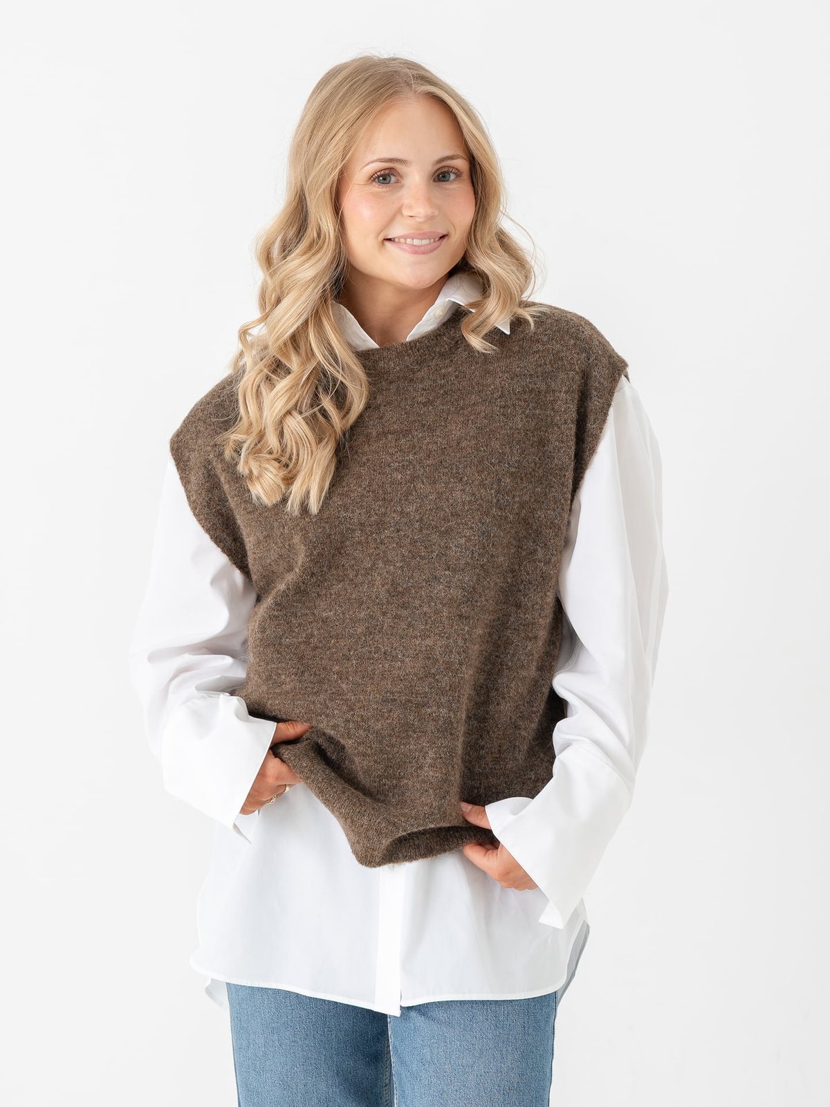 Selected Femme Lulu Short Sleeve Knit Vest Dachshund Melange
