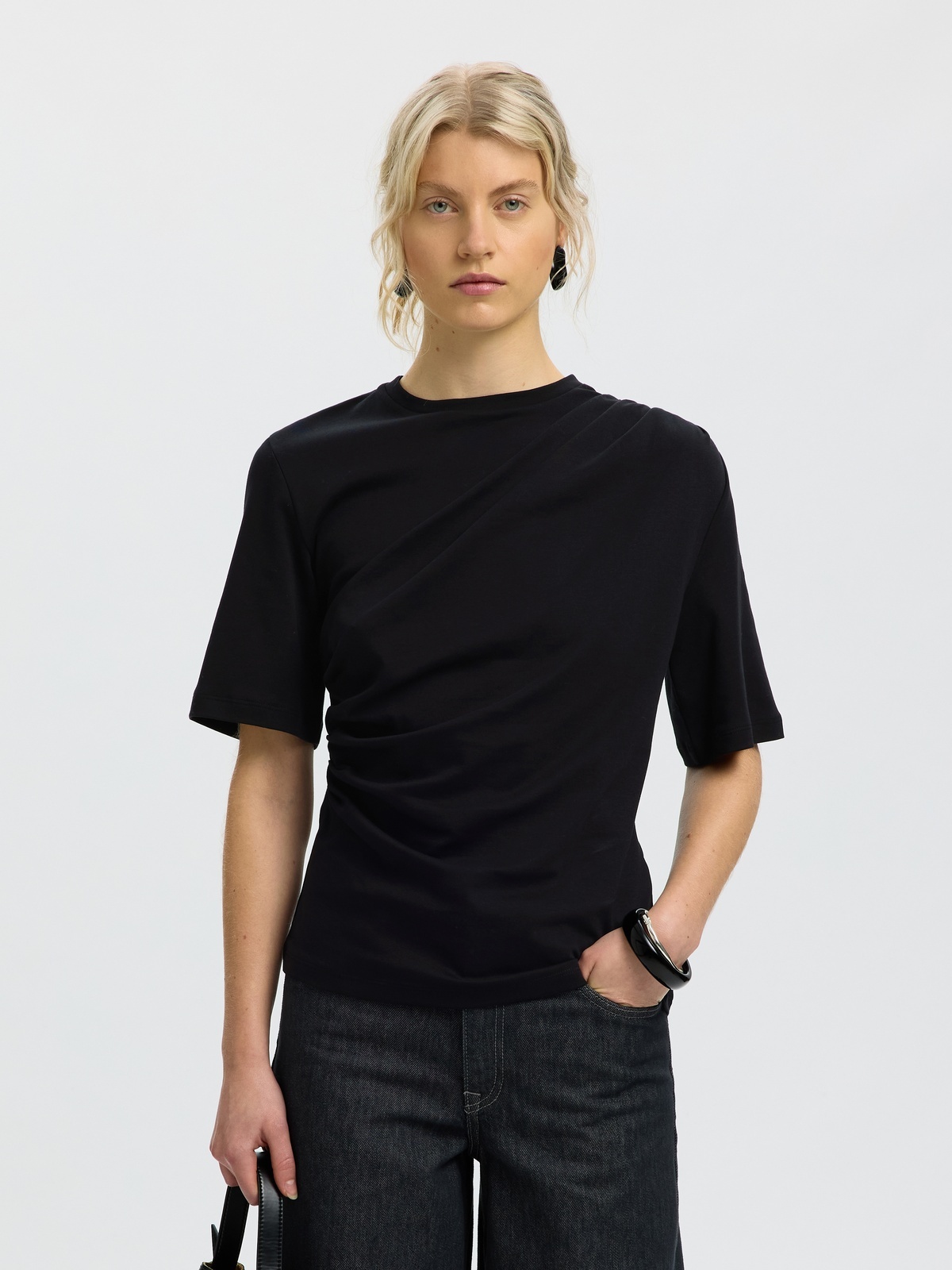 Selected Femme Oline Light Twist Tee Black