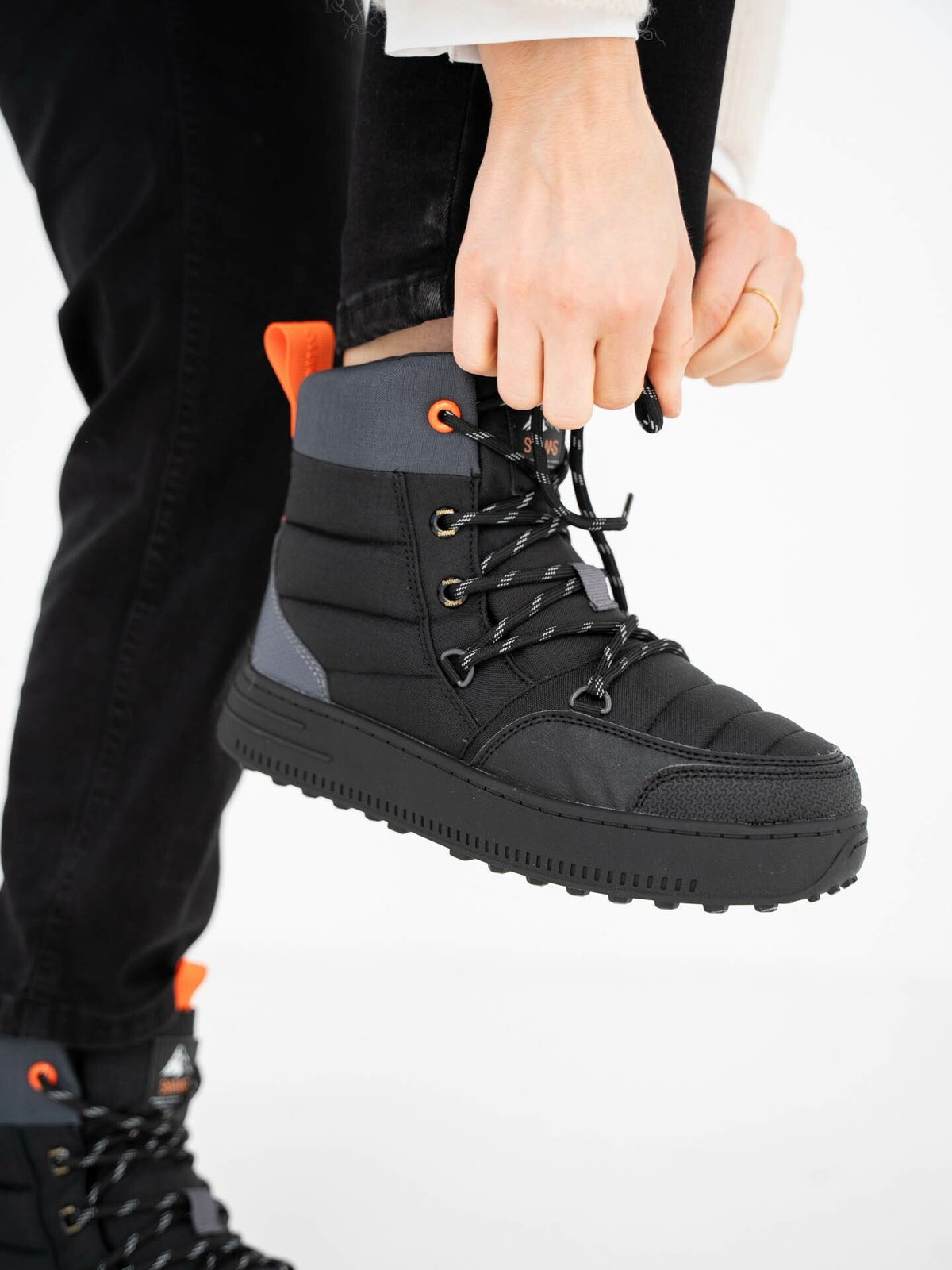 Swims Snow Runner Mid Black