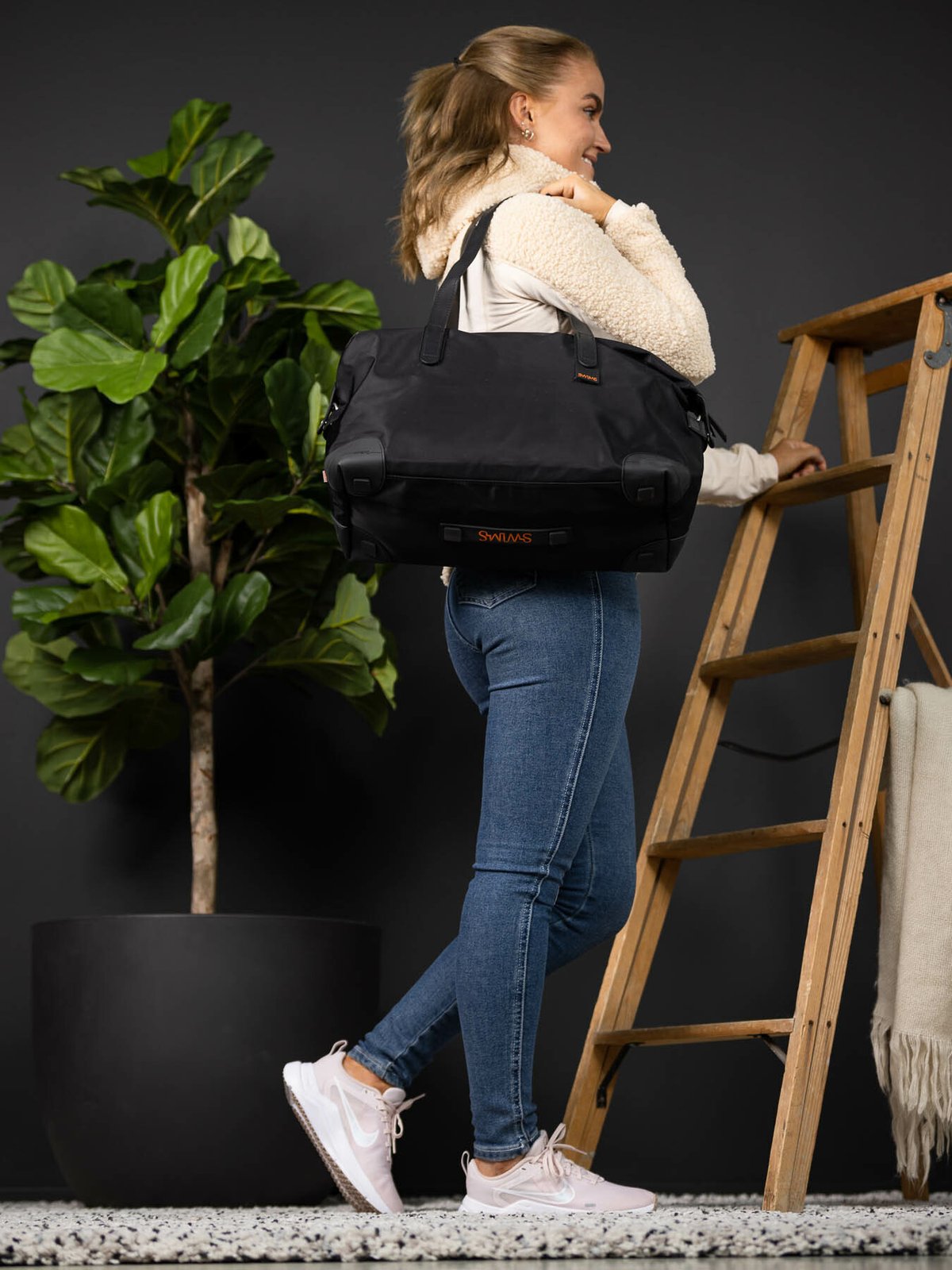 Swims 24H Holdall w/shoulder strap Black