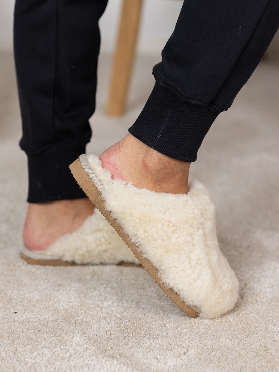Shepherd Jenny Creme
