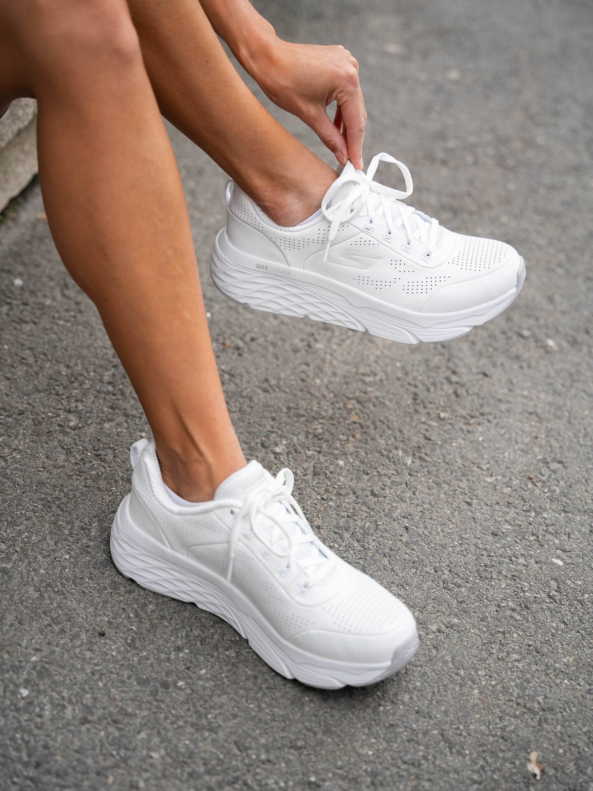 Skechers Max Cushioning Elite White Silver