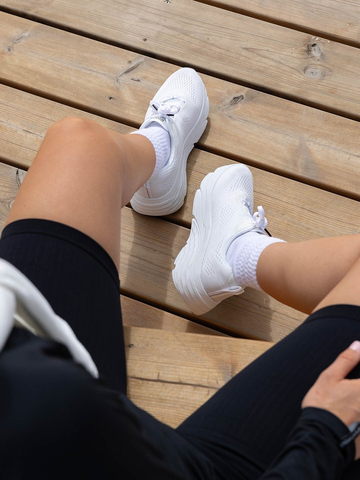 Skechers Max Cushioning Elite White